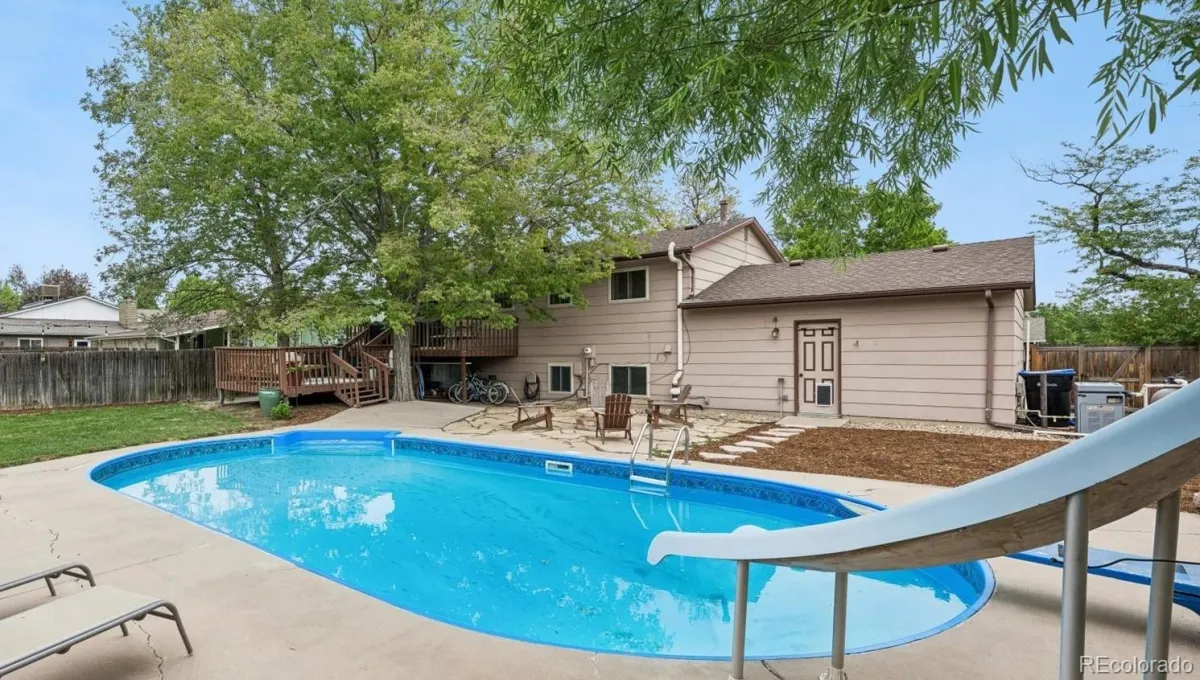 6825 Newland Street Arvada CO 80003 MLS #REC1735152 05282026132403 1200 30