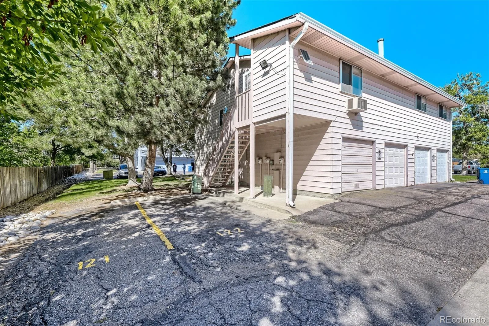 81 Newark Street #D Aurora CO 80012 | MLS #REC1736565 10152026233451 1600 28