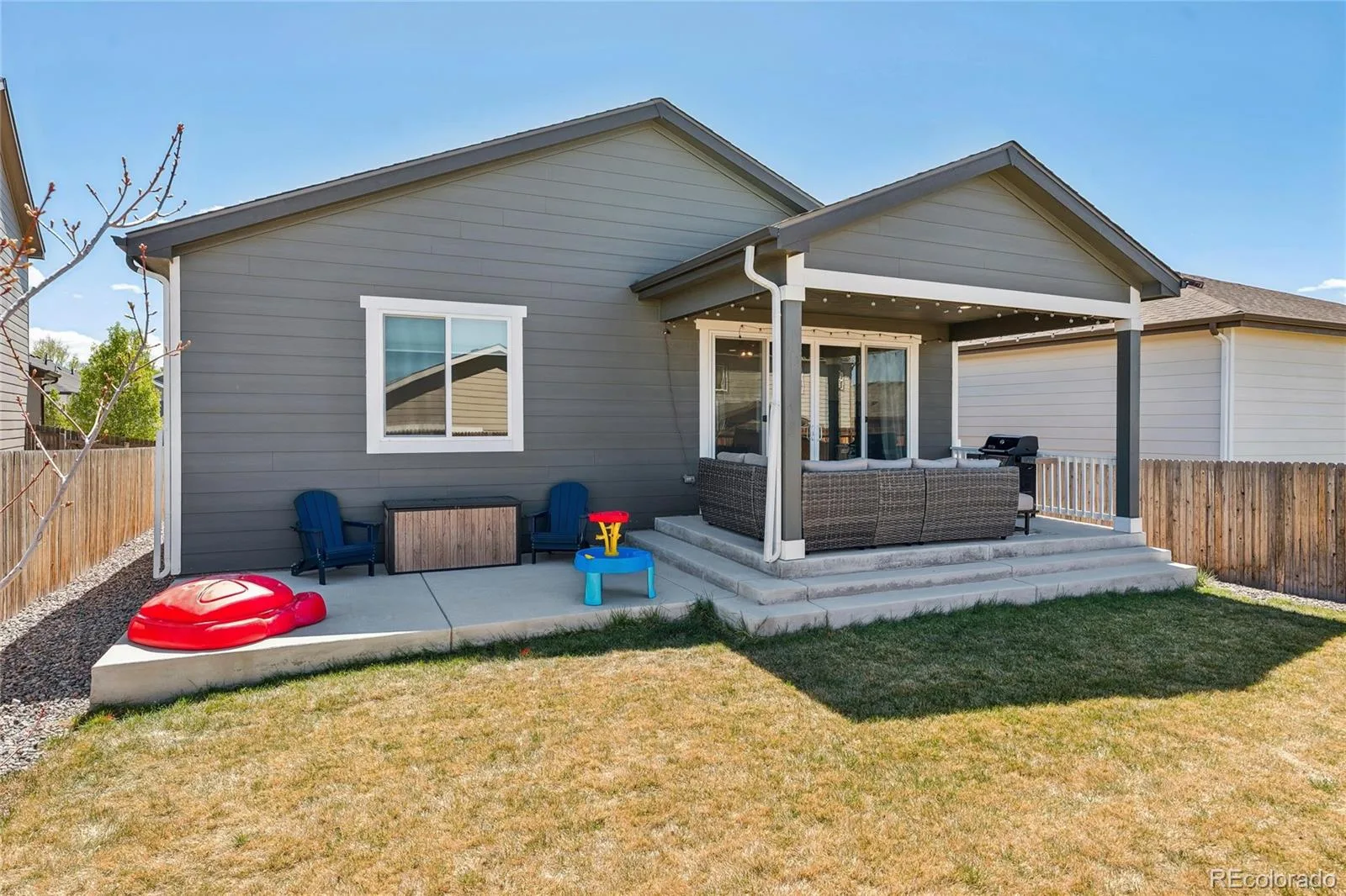 284 Vista Cliff Circle Castle Rock CO 80104 | MLS #REC1737778 08292026161225 1600 16