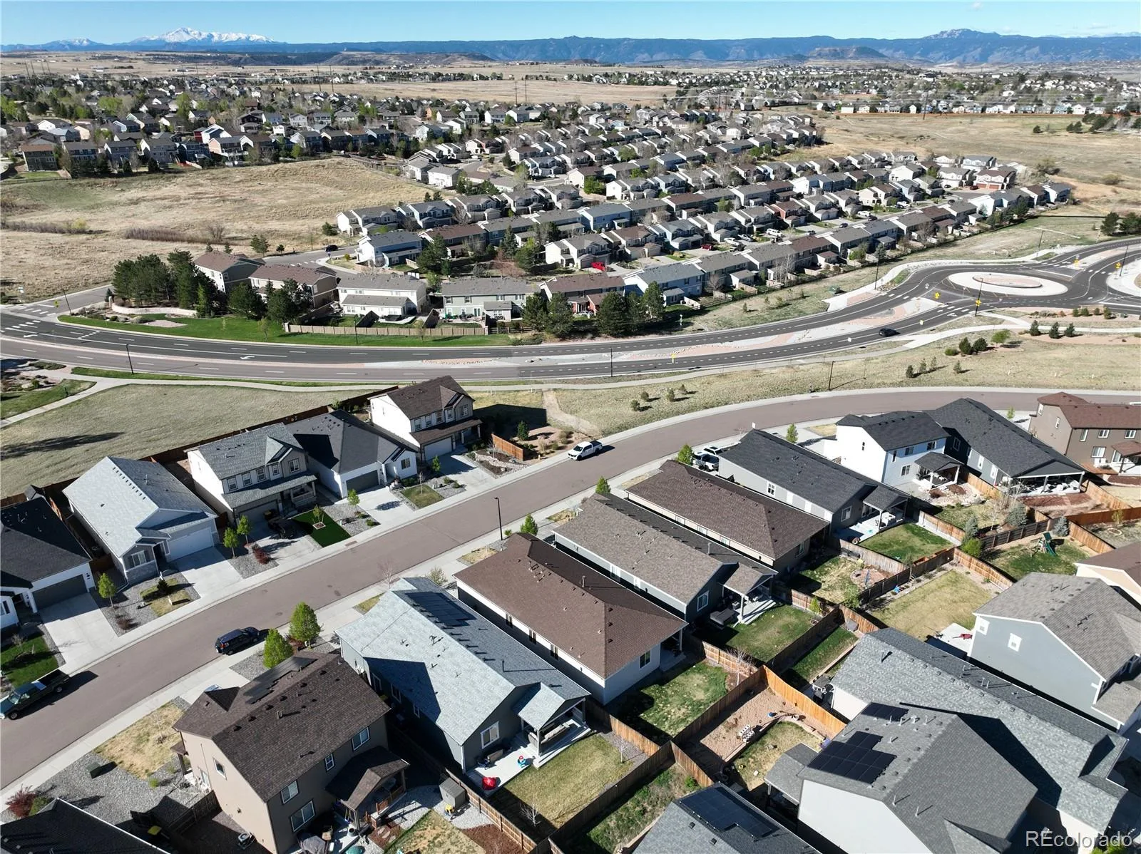 284 Vista Cliff Circle Castle Rock CO 80104 | MLS #REC1737778 08292026161225 1600 19