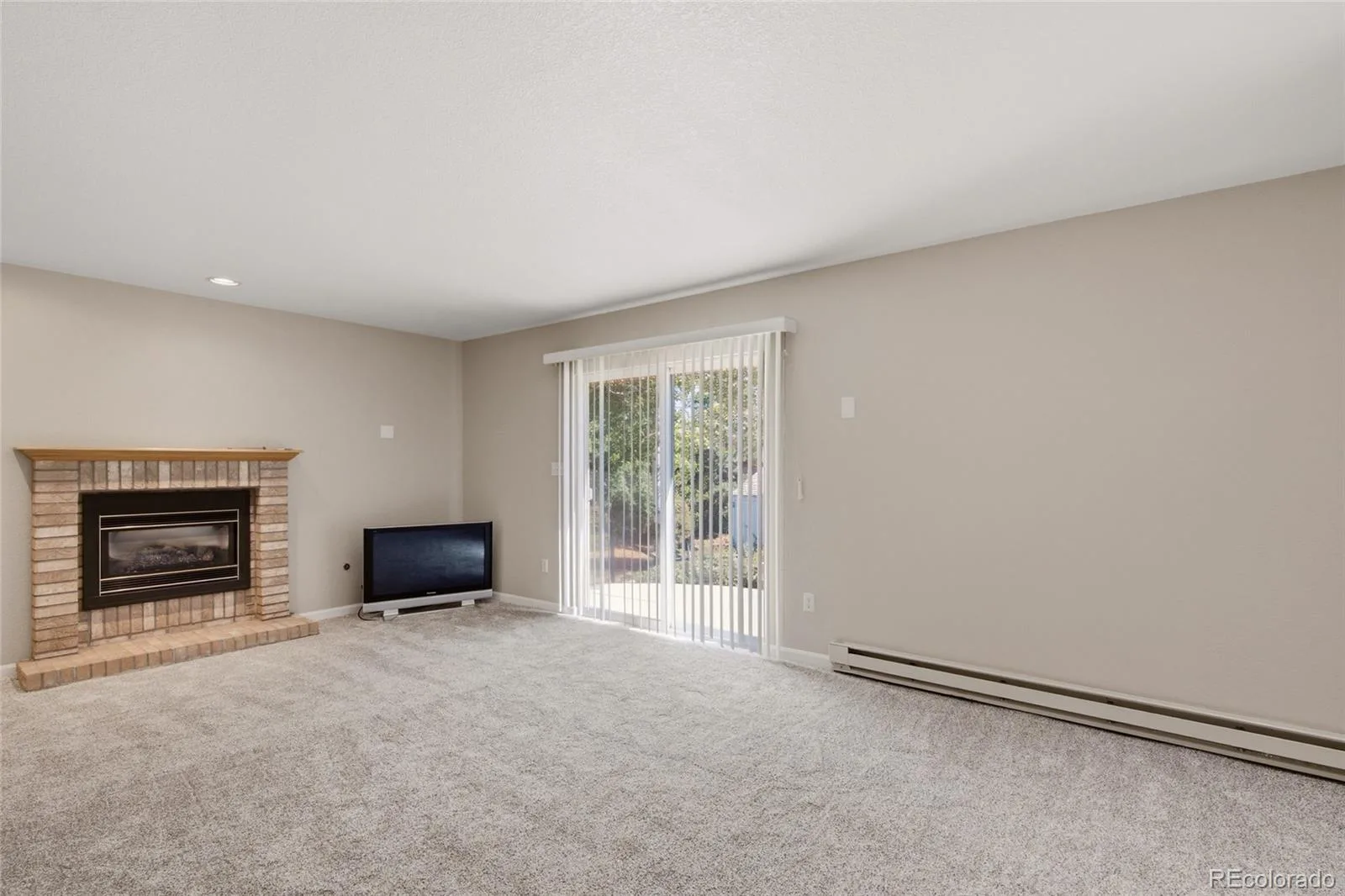 2300 Bell Court Lakewood CO 80215 | MLS #REC1738974 10082026021618 1600 12