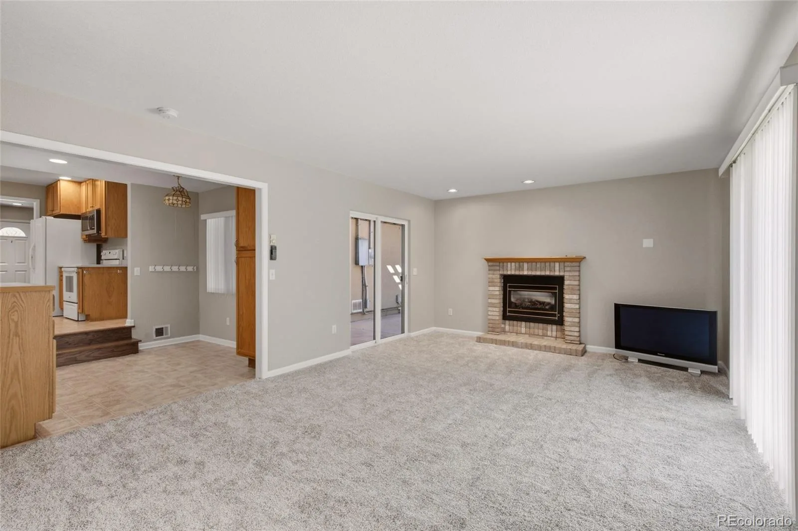 2300 Bell Court Lakewood CO 80215 | MLS #REC1738974 10082026021618 1600 14