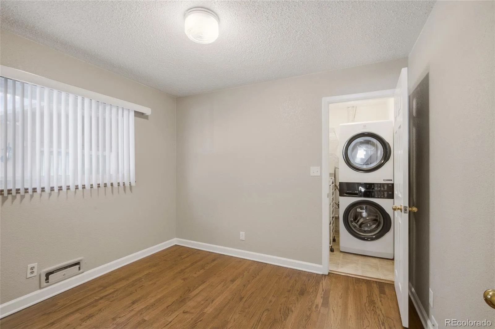 2300 Bell Court Lakewood CO 80215 | MLS #REC1738974 10082026021618 1600 19