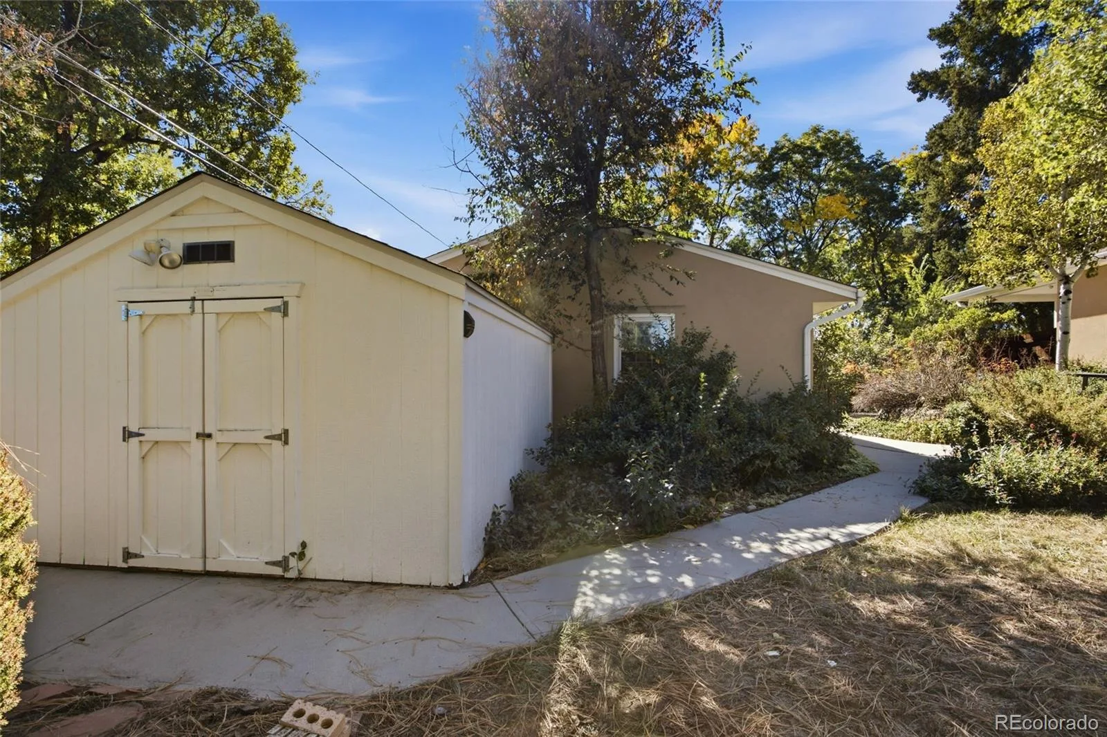 2300 Bell Court Lakewood CO 80215 | MLS #REC1738974 10082026021618 1600 28