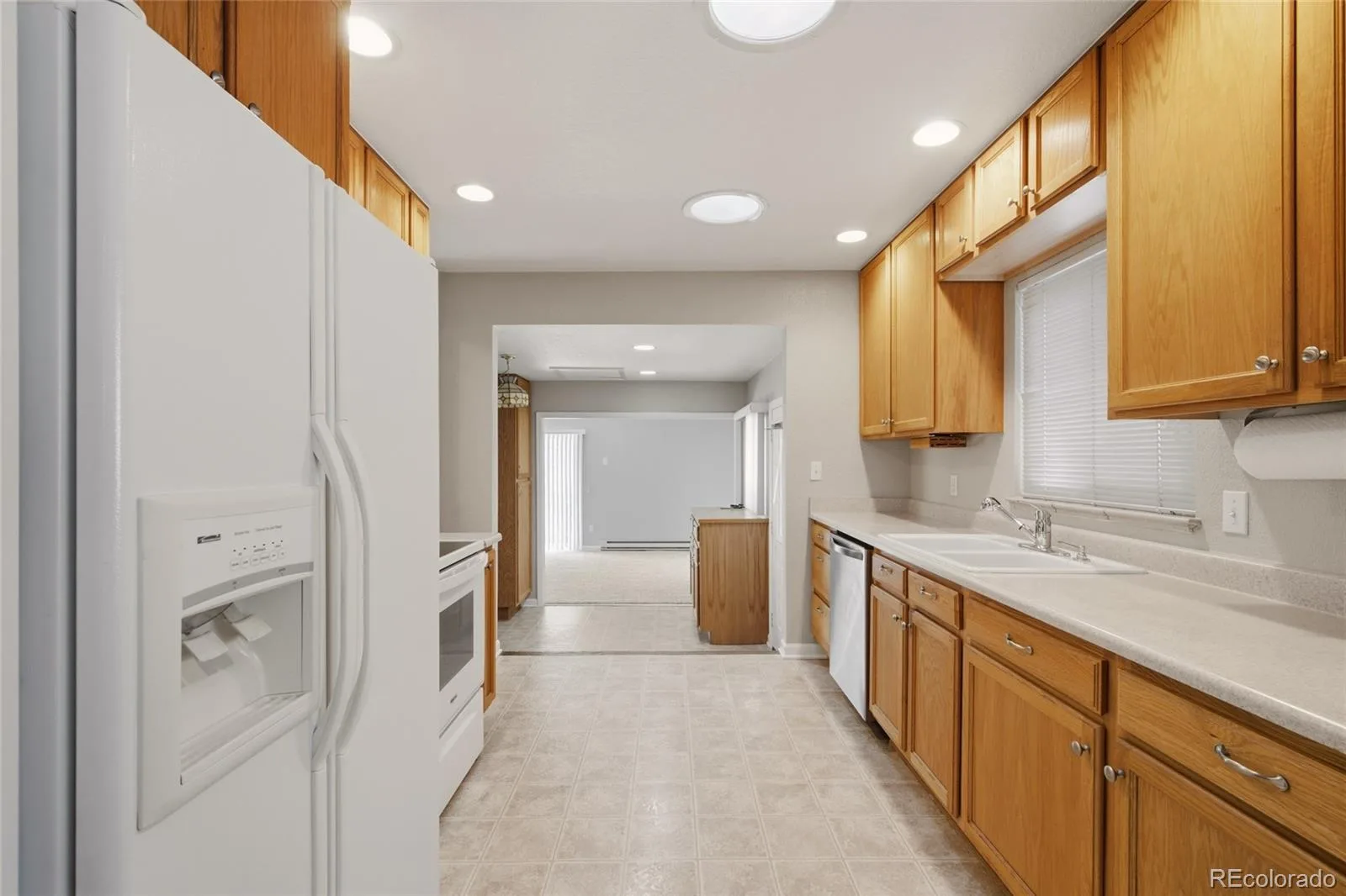 2300 Bell Court Lakewood CO 80215 | MLS #REC1738974 10082026021618 1600 7