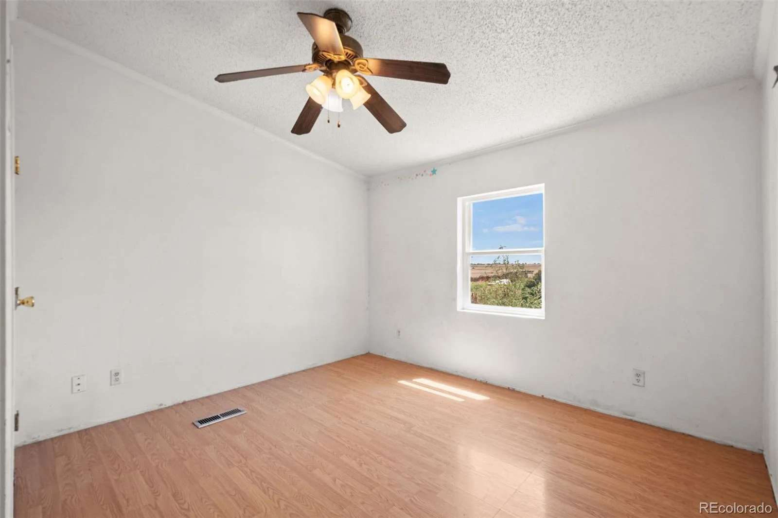 14950 Powhaton Road Brighton CO 80603 | MLS #REC1739372 07232026014507 1600 20
