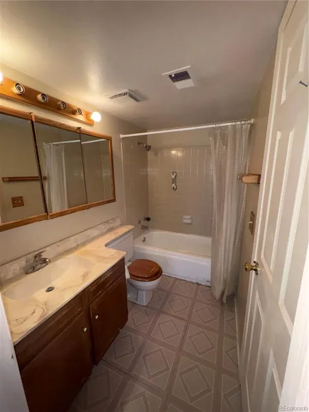 17662 E Loyola Drive #2121L Aurora CO 80013 MLS #REC1739487 04152026230652 800 9