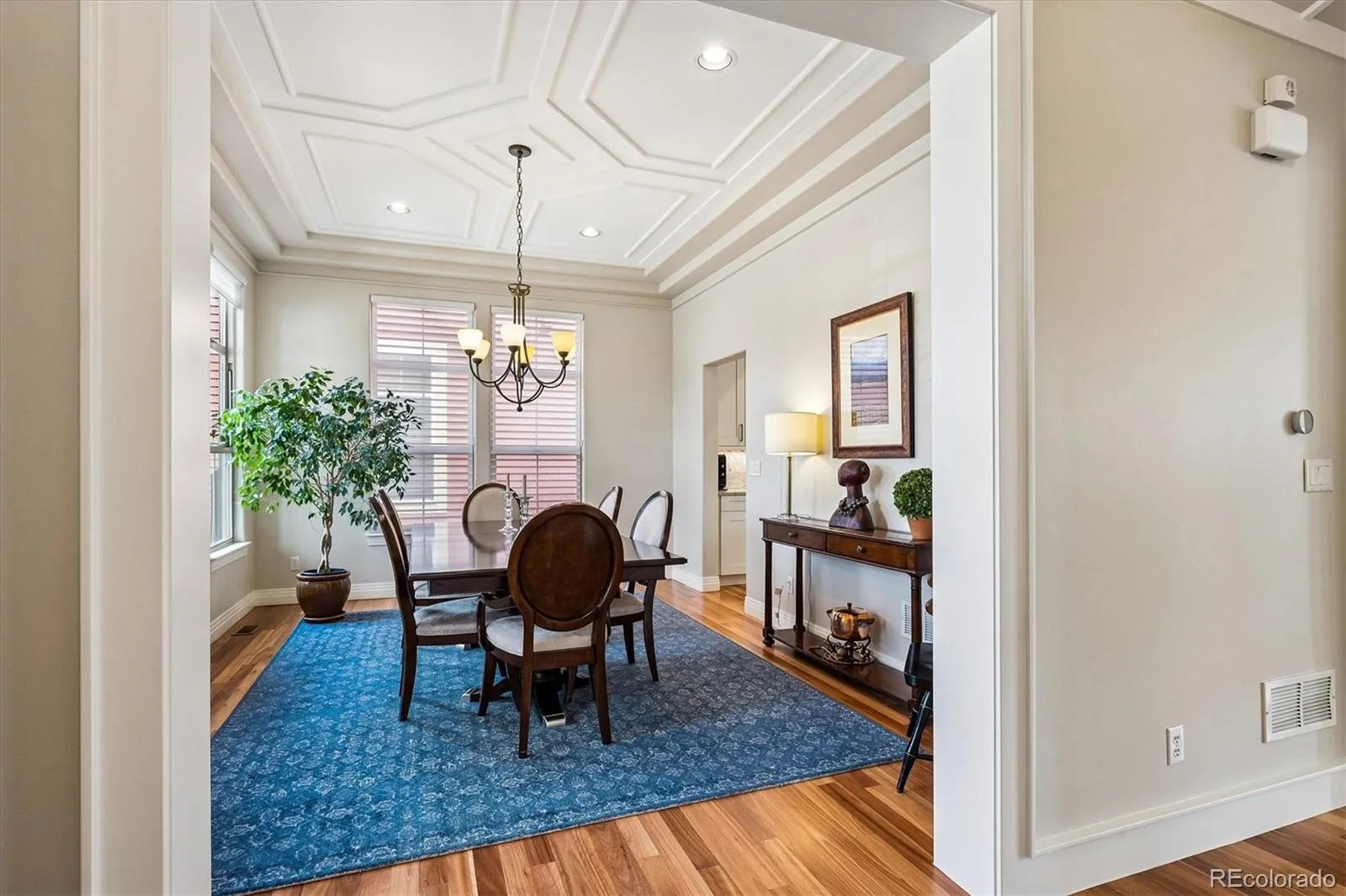 04162026200304 1600 10