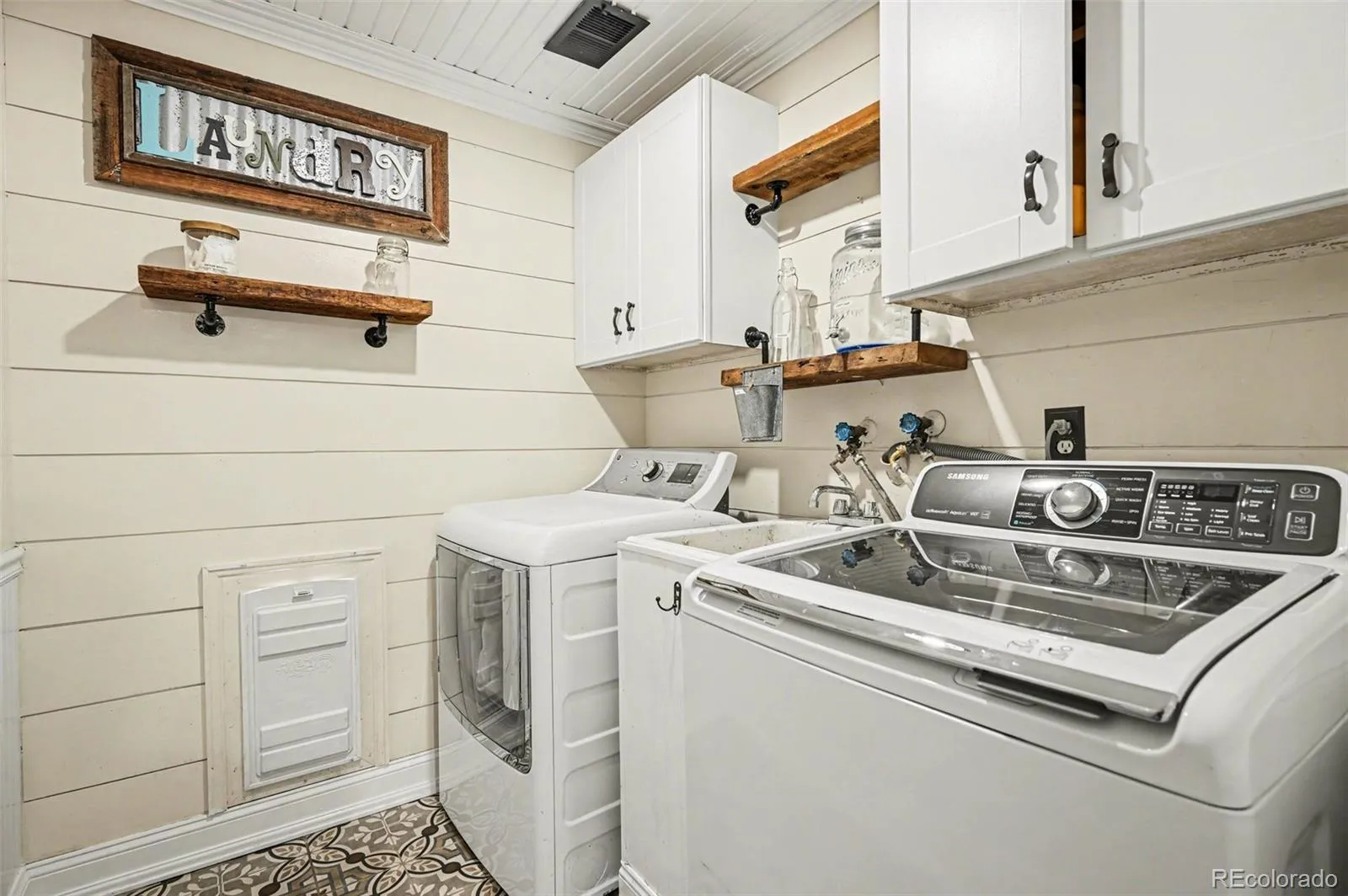 04172026221026 1600 20