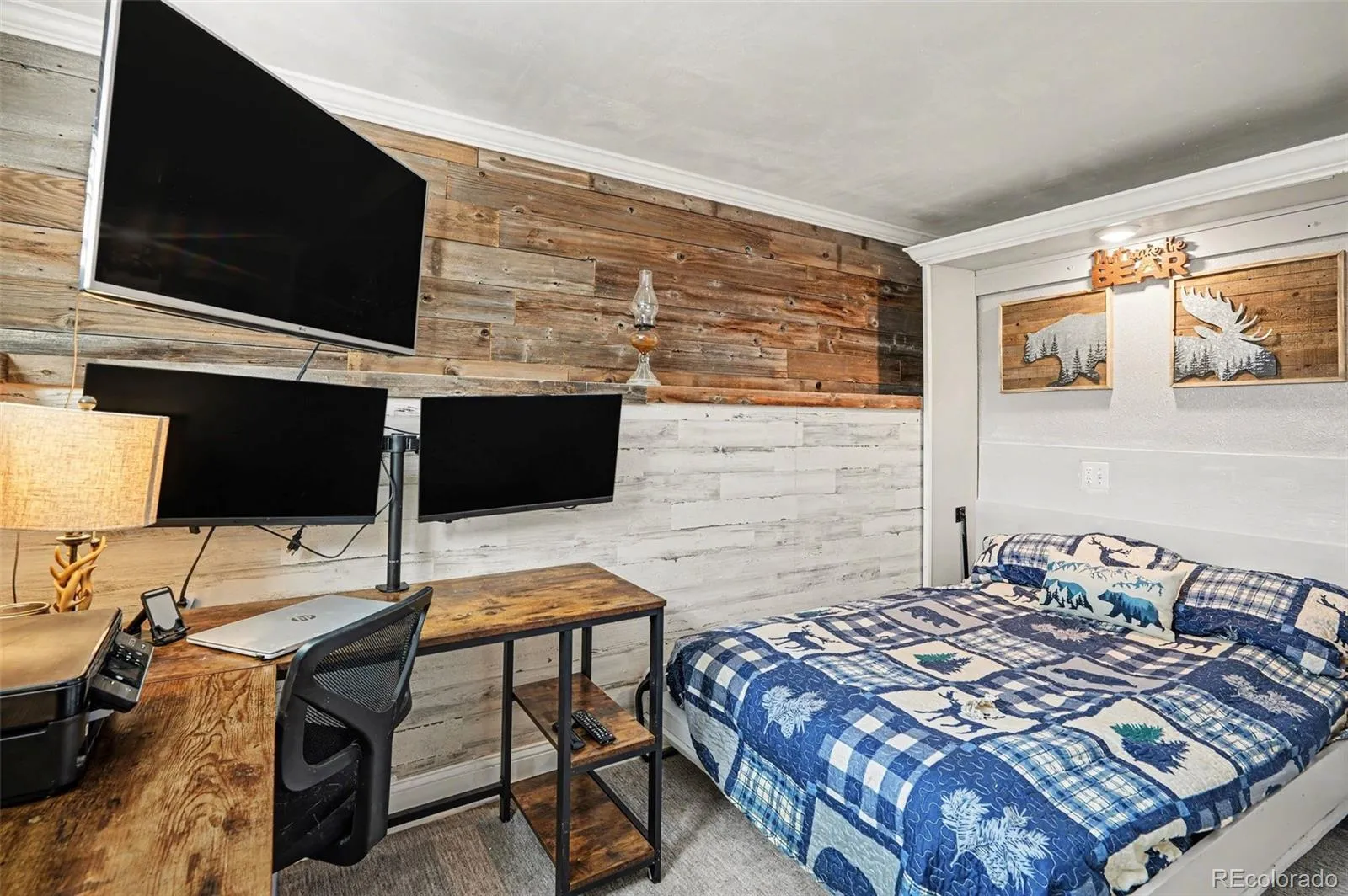 04172026221026 1600 21