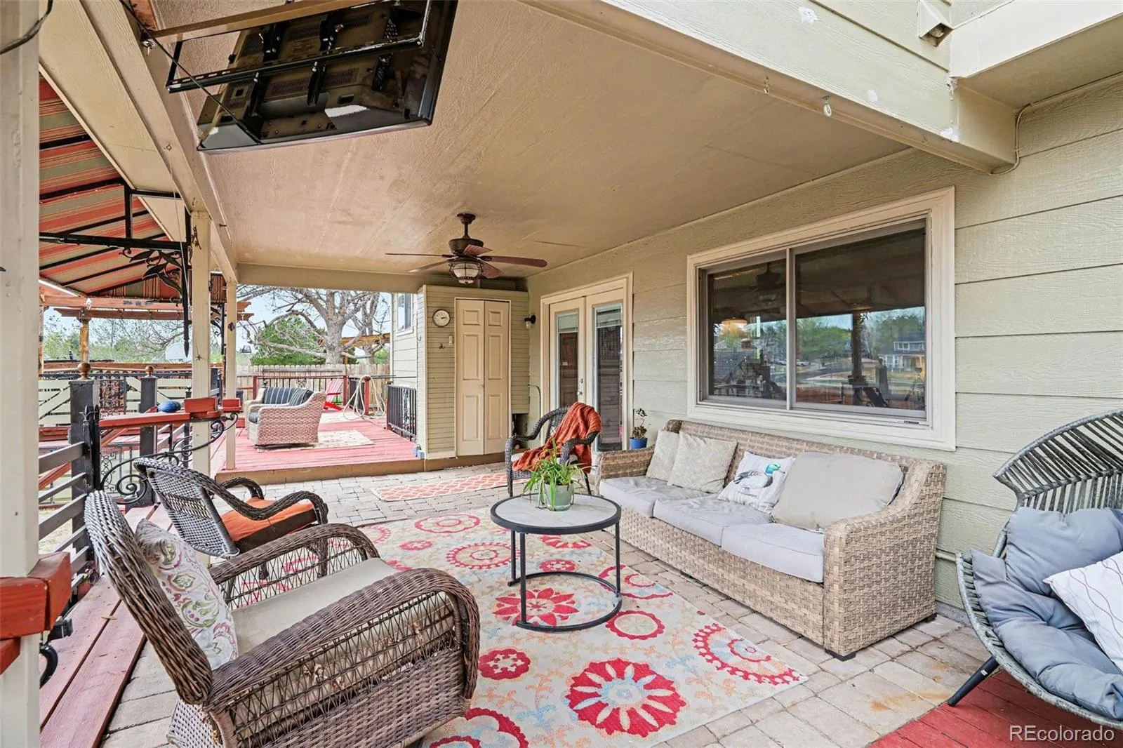 04172026221026 1600 24