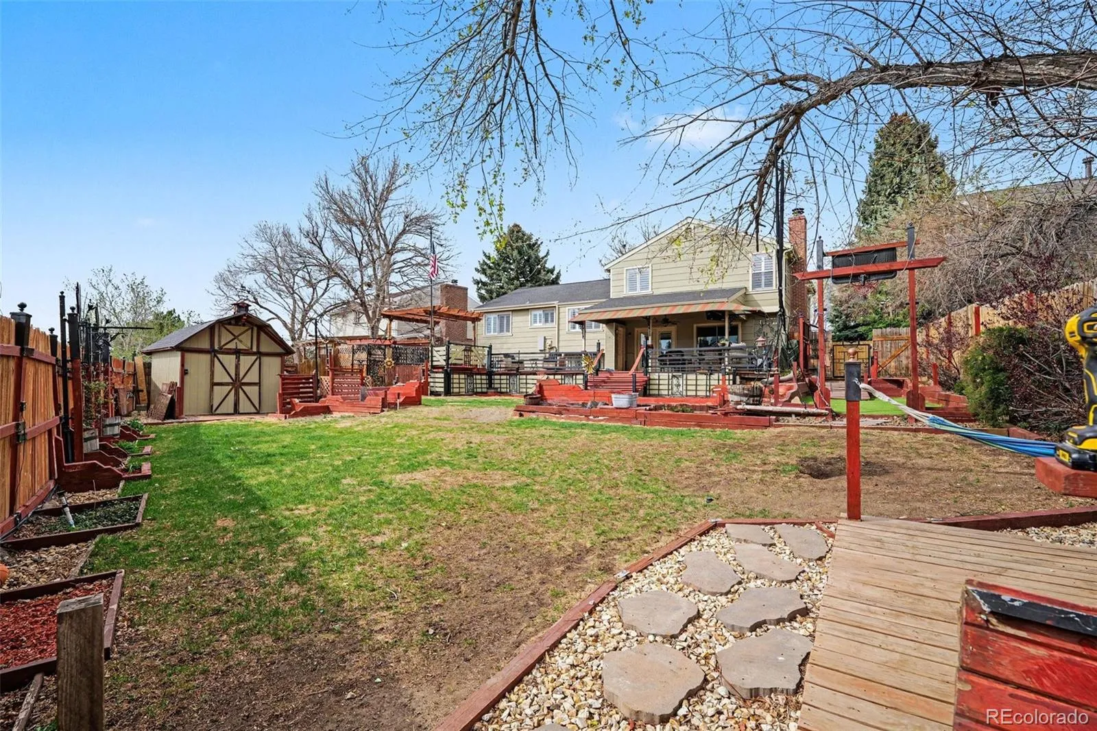 04172026221026 1600 27