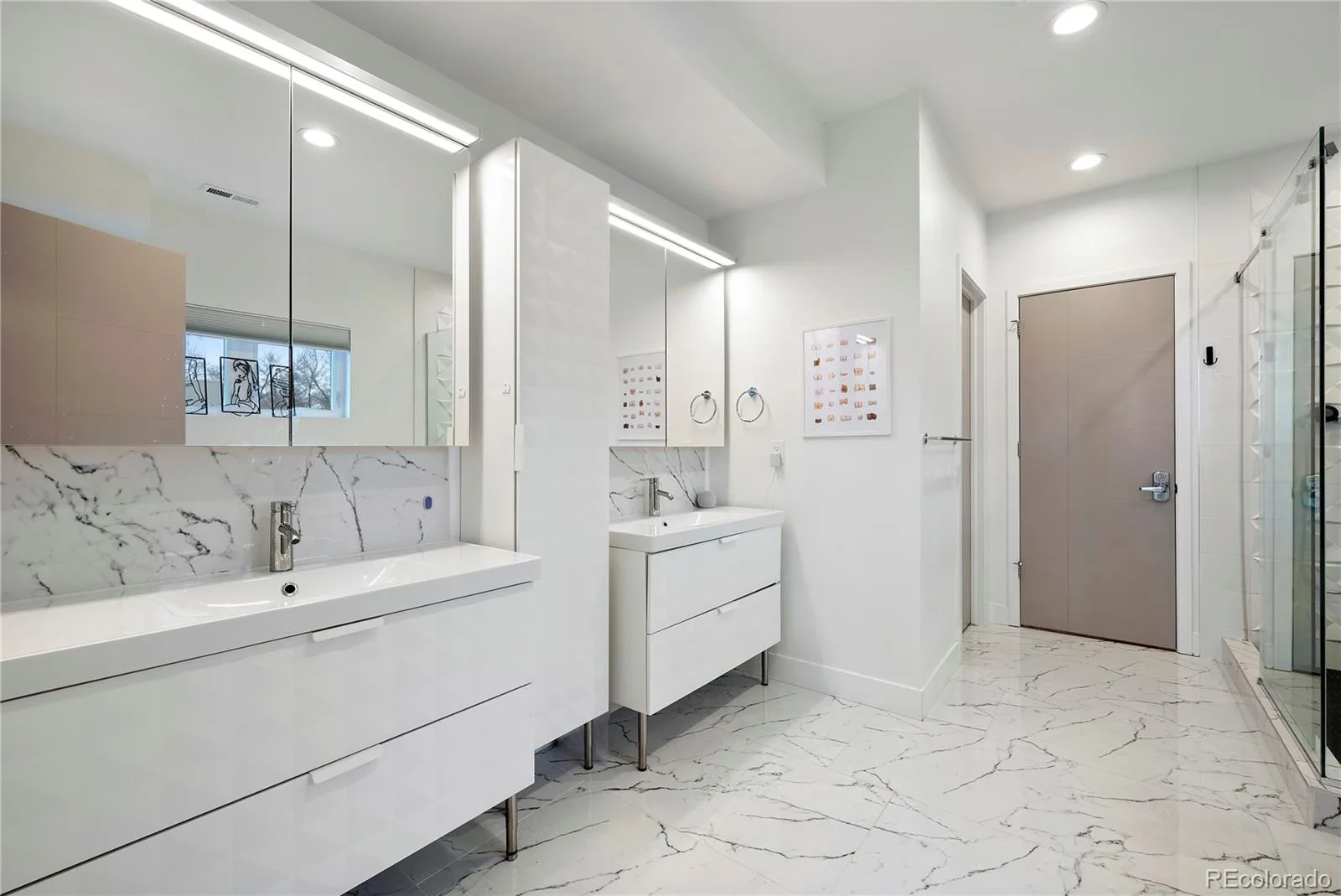 2037 Hooker Street Denver CO 80211 MLS #REC1742051 07012026202445 1600 18