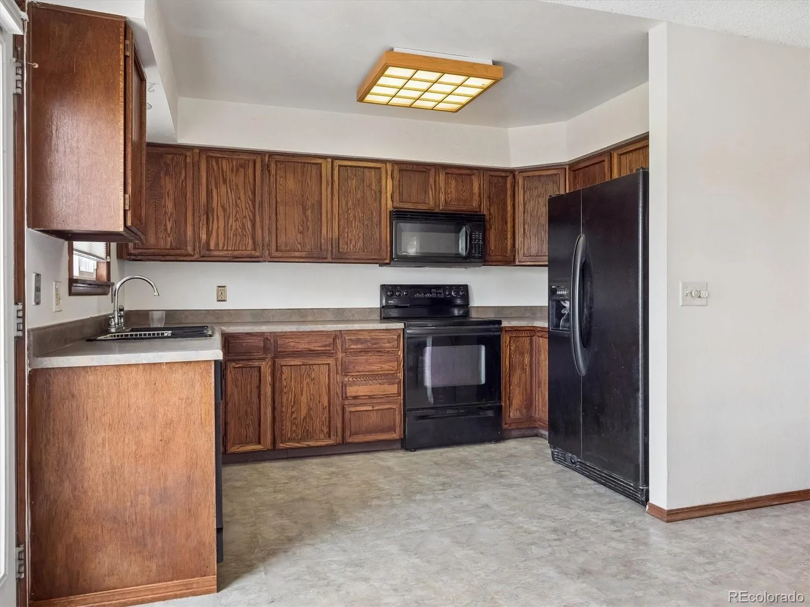 7981 S Cedar Street Littleton CO 80120 MLS #REC1743313 05232026184859 1600 8