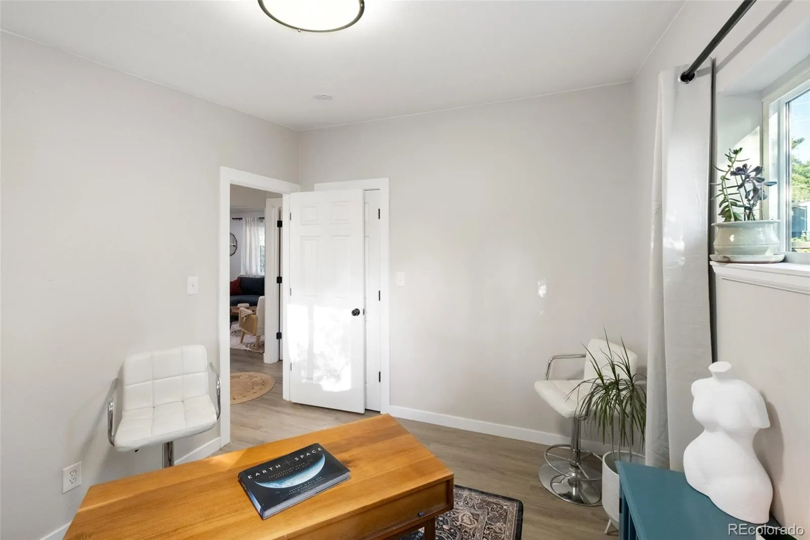 04162026221101 1600 22