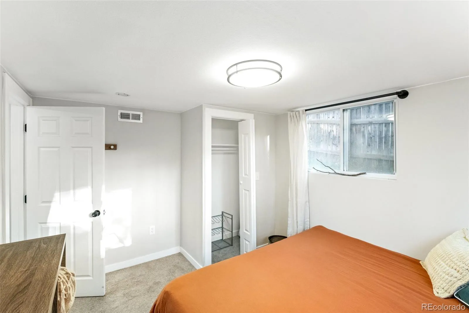 04162026221101 1600 28