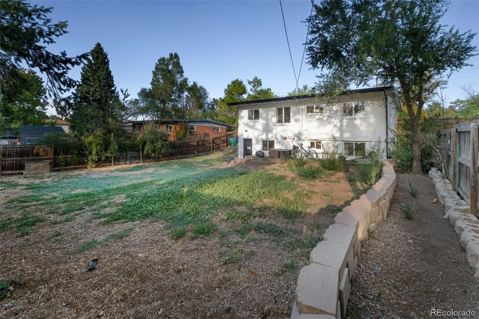 04162026221101 1600 33