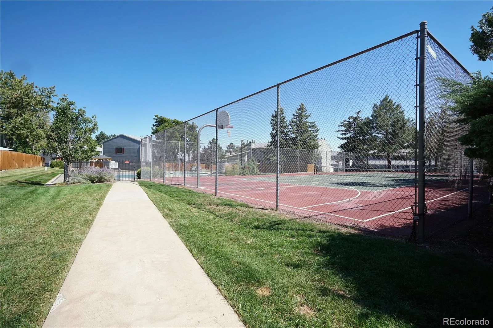 8711 Carr Loop Arvada CO 80005 | MLS #REC1744415 08272026163527 1600 19