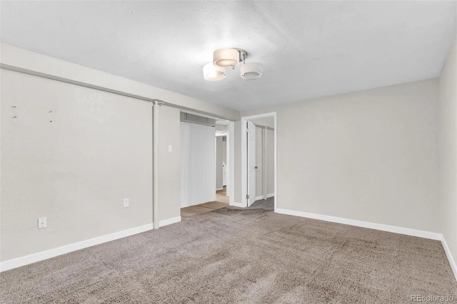 8601 Concord Lane Westminster CO 80031 MLS #REC1747601 06122026200614 1600 21