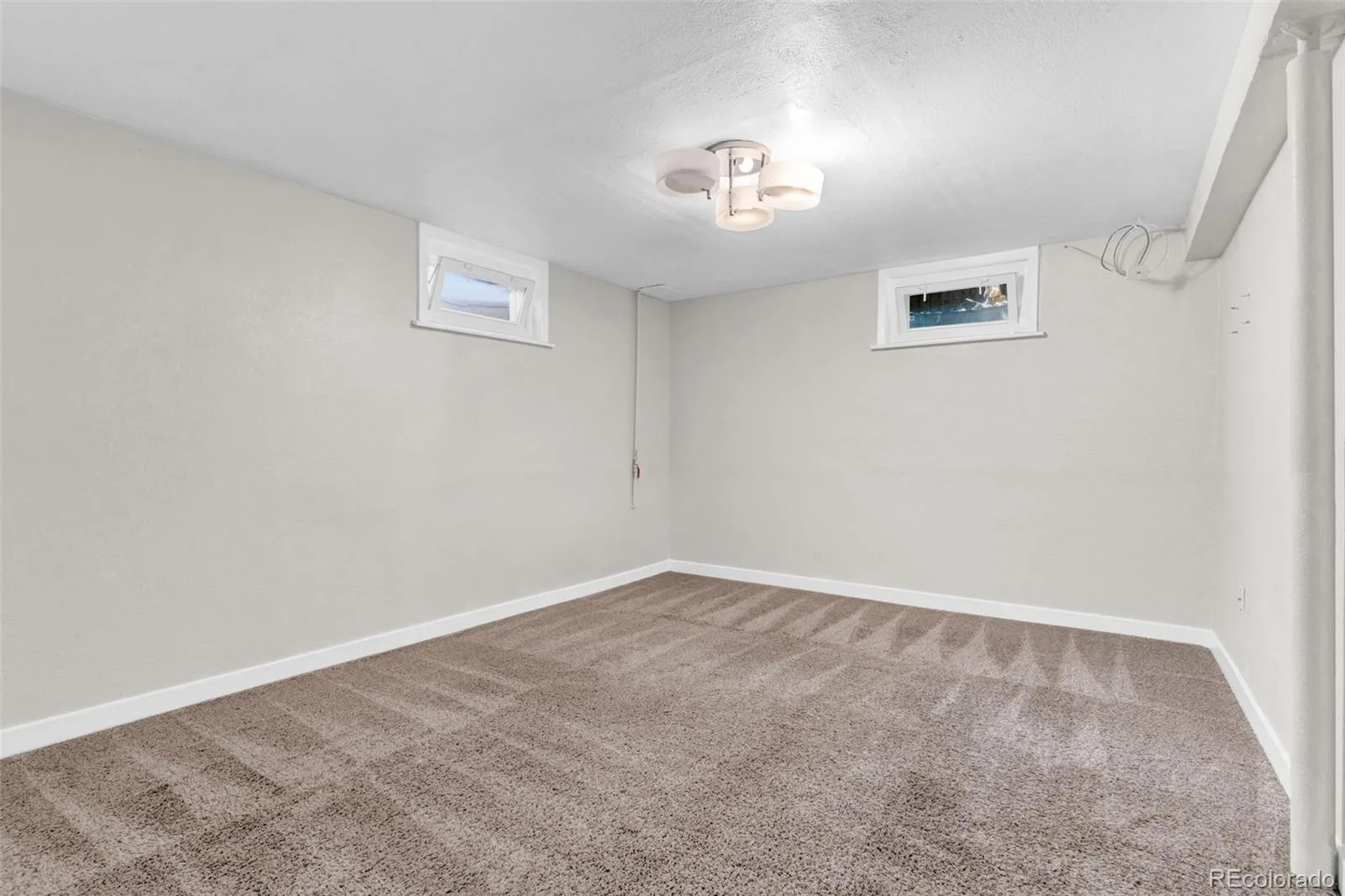 8601 Concord Lane Westminster CO 80031 MLS #REC1747601 06122026200614 1600 22