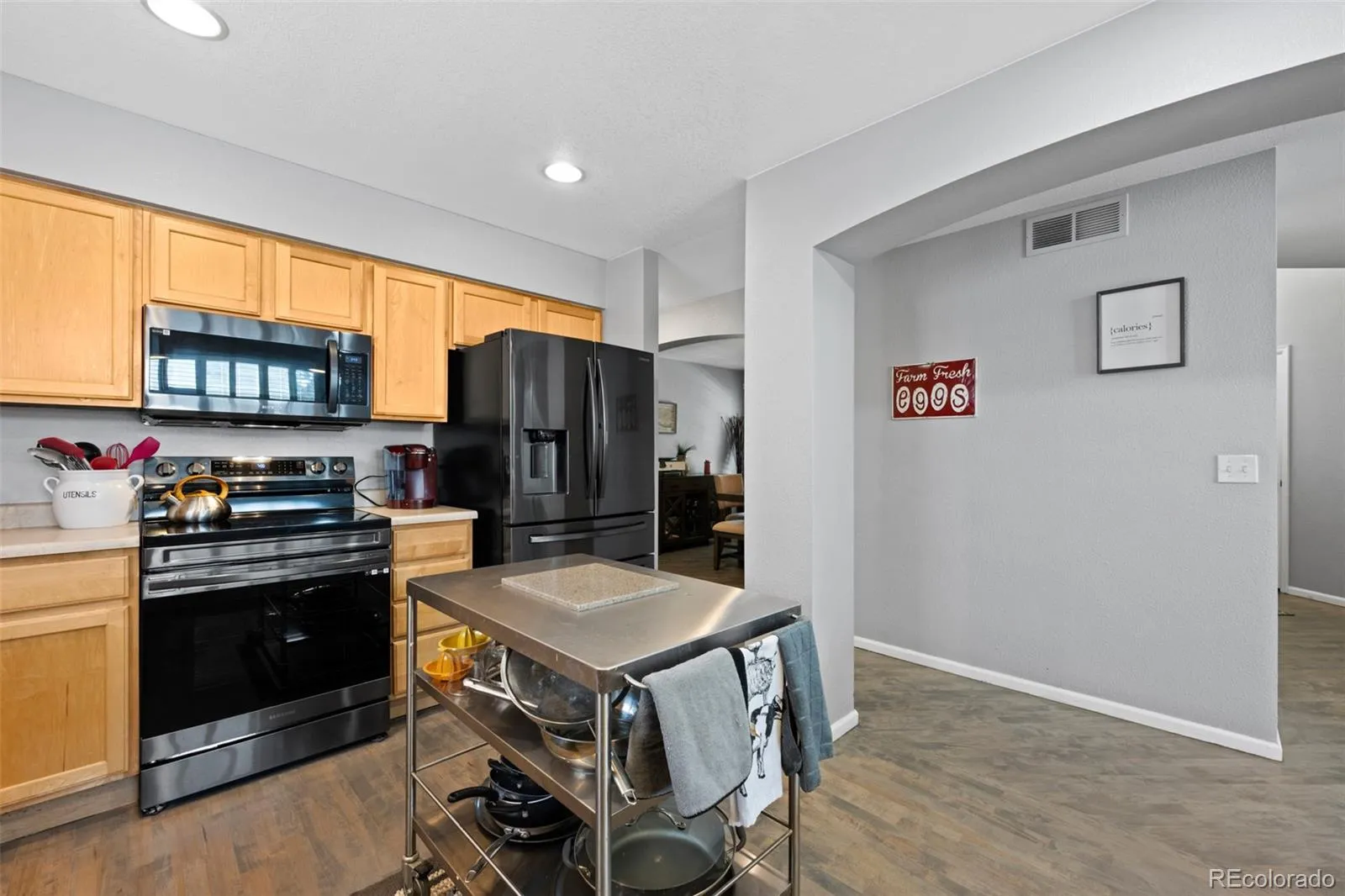 04172026170319 1600 16