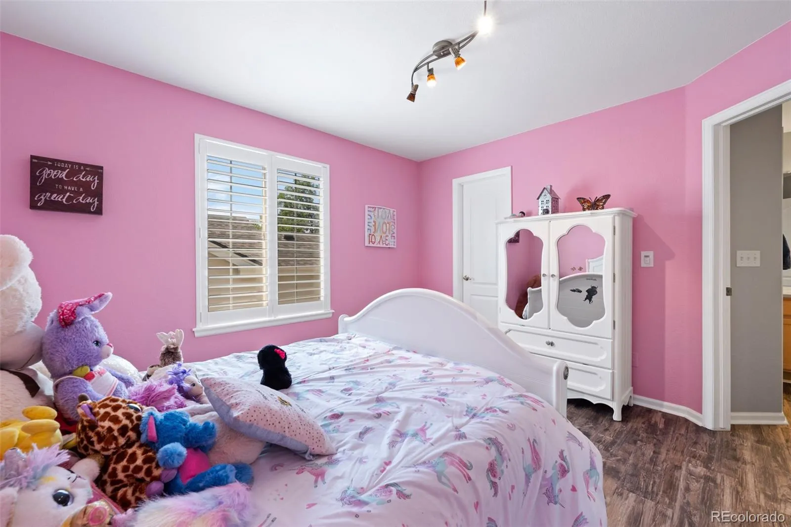 04172026170319 1600 27