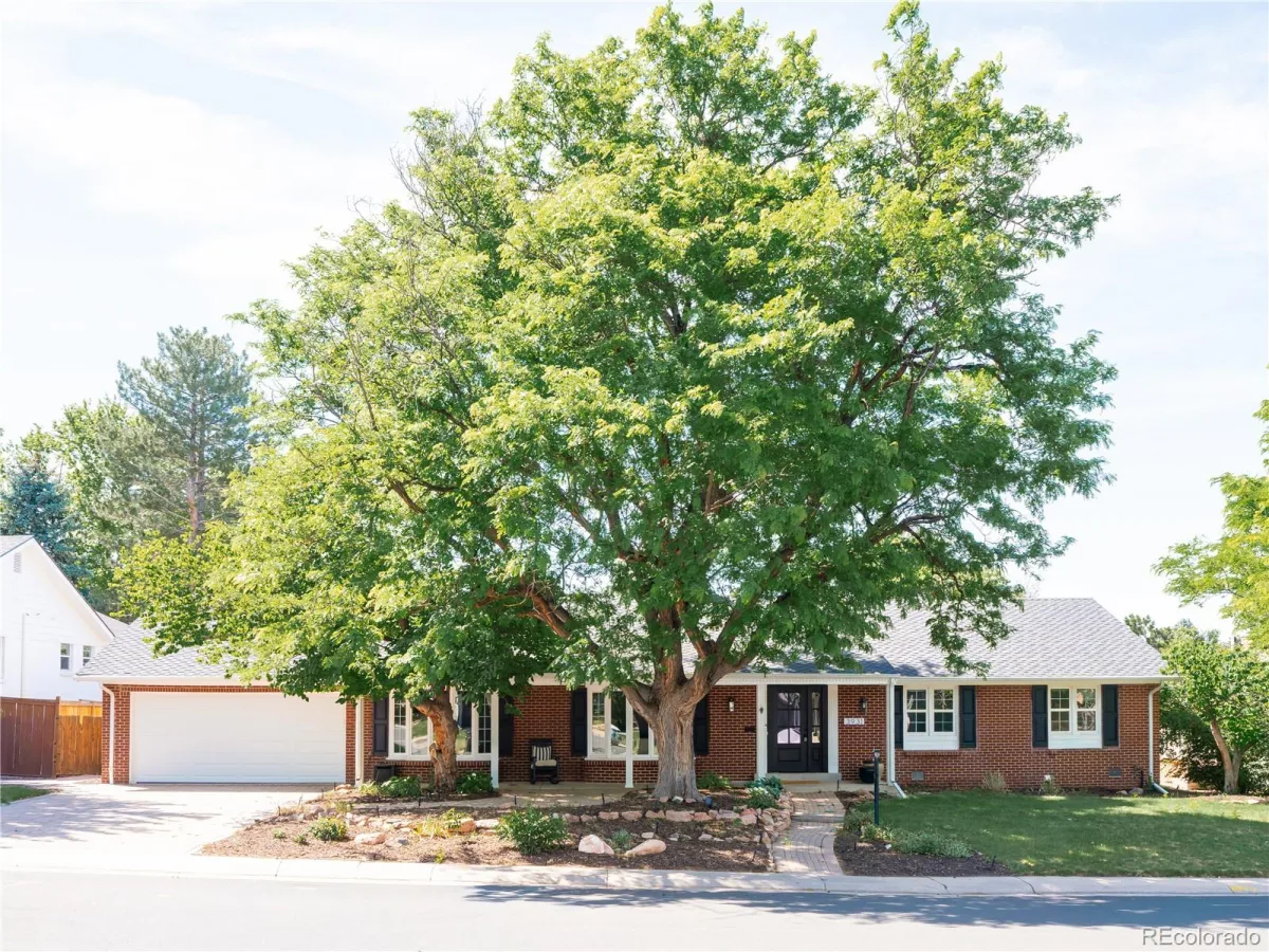 3931 S Hillcrest Drive Denver CO 80237 MLS #REC1748047 06212026214721 1200 1