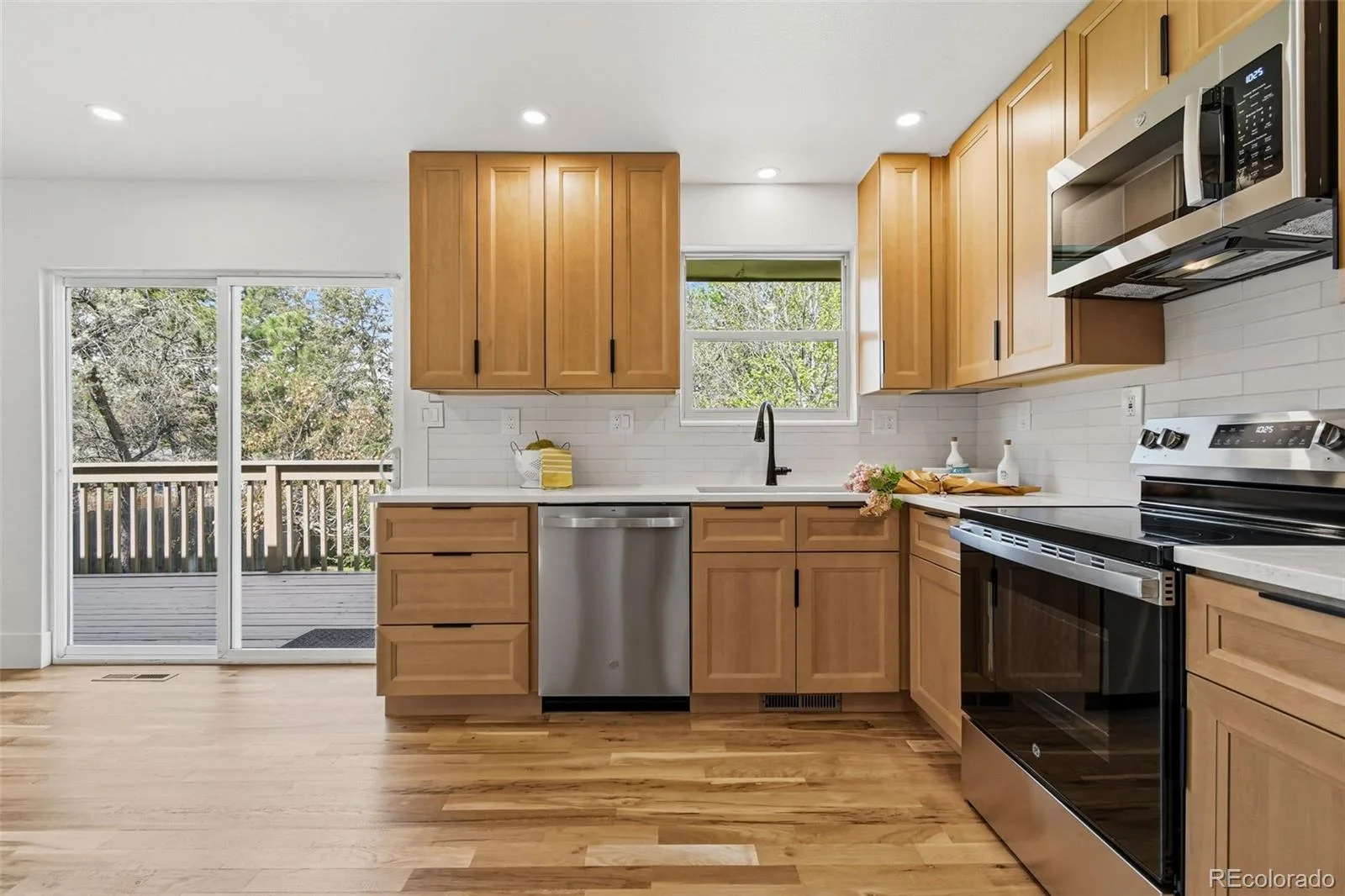 8855 E Easter Avenue Centennial CO 80112 MLS #REC1748425 06092026073000 1600 9