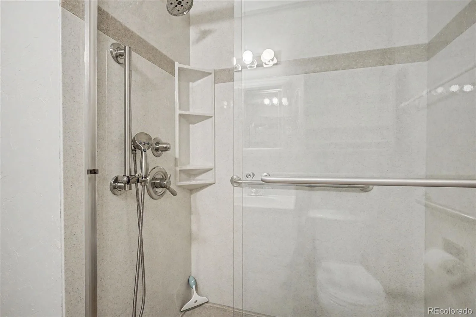 5326 E Atlantic Place Denver CO 80222 MLS #REC1749295 06092026072943 1600 7