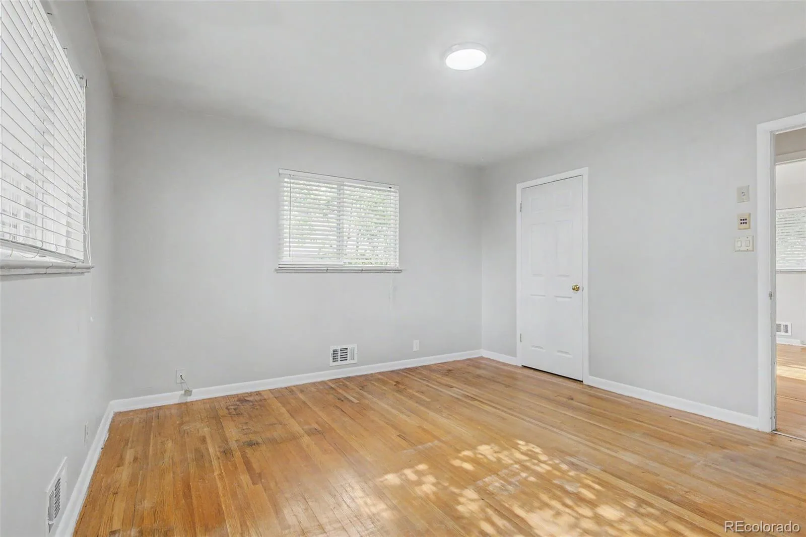 5326 E Atlantic Place Denver CO 80222 MLS #REC1749295 06092026072943 1600 9