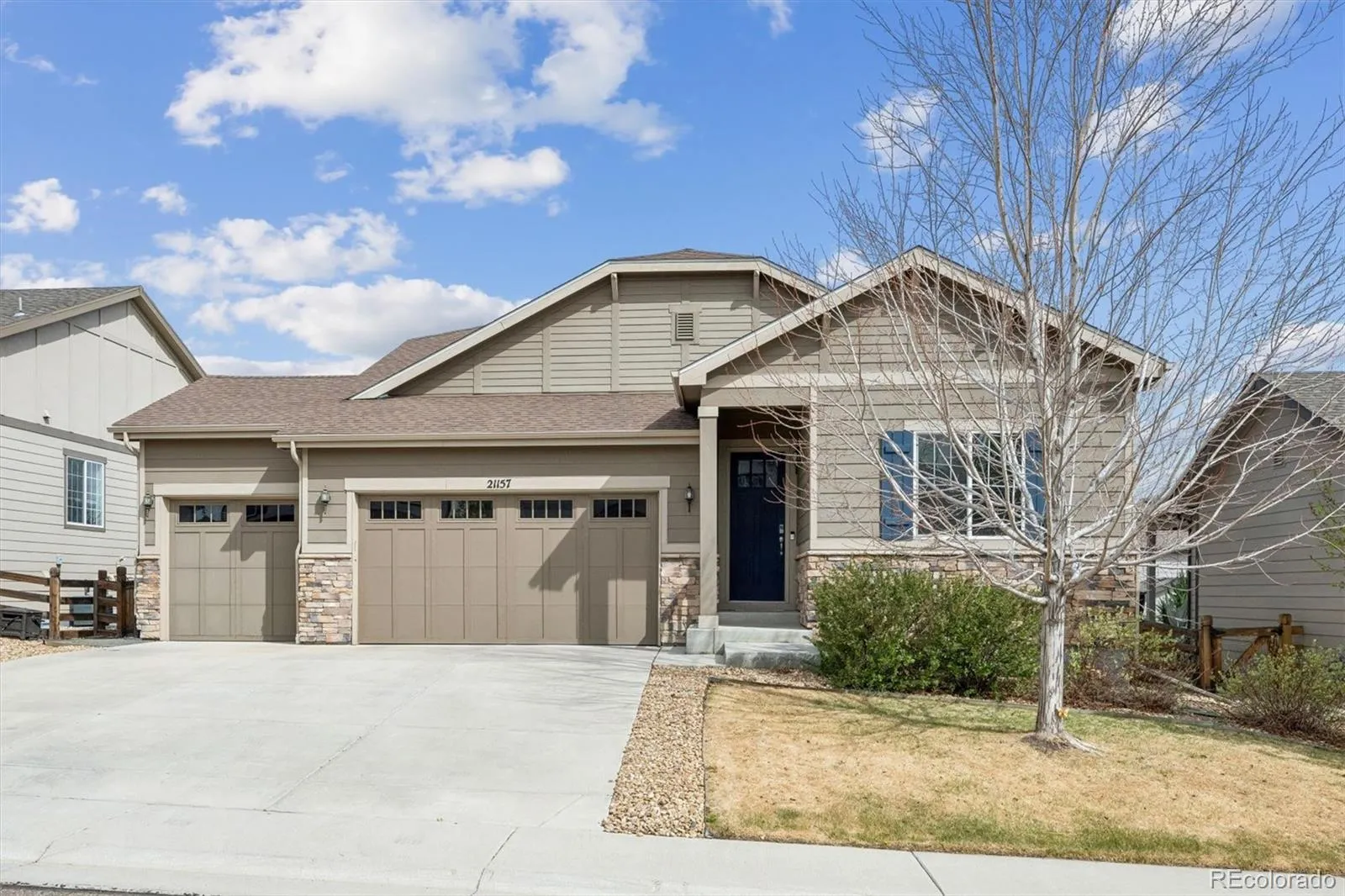 21157 E Layton Lane Aurora CO 80015 MLS #REC1750440 04152026032126 1600 0