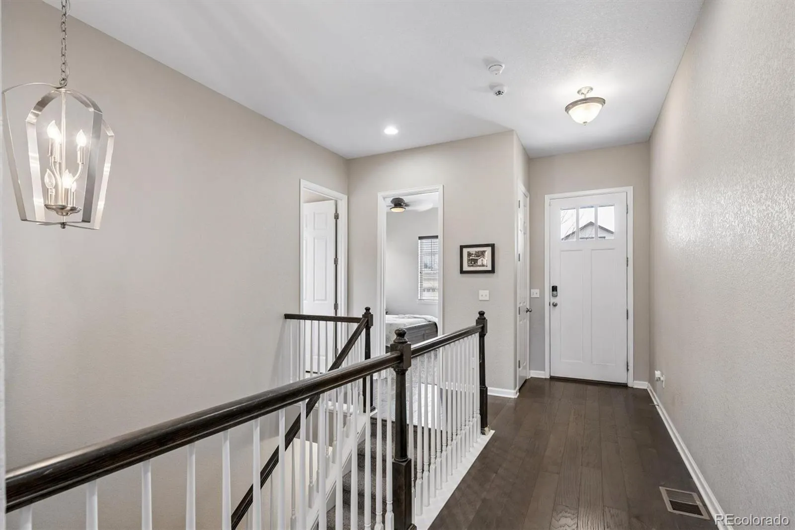 21157 E Layton Lane Aurora CO 80015 MLS #REC1750440 04152026032126 1600 25