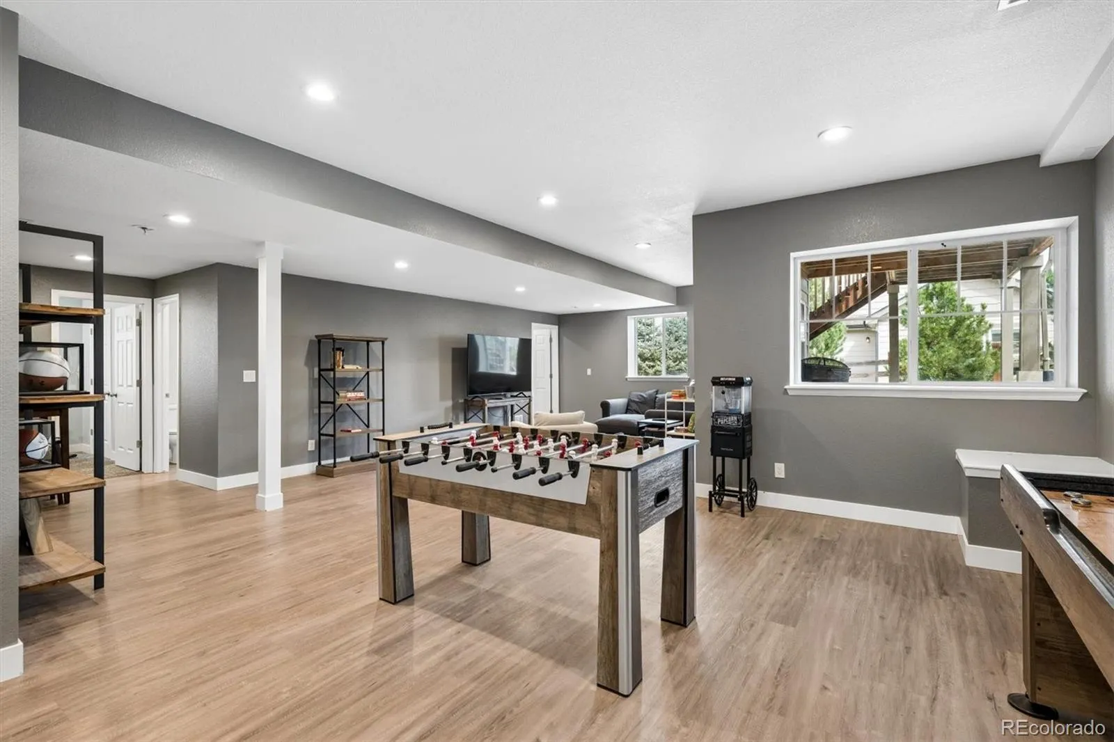 21157 E Layton Lane Aurora CO 80015 MLS #REC1750440 04152026032126 1600 30
