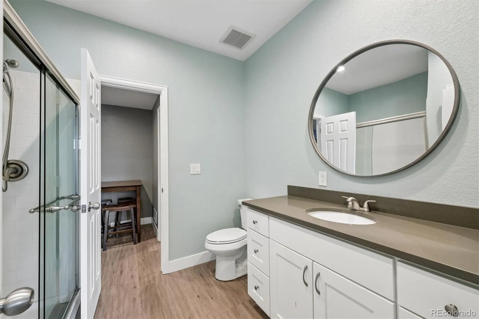 21157 E Layton Lane Aurora CO 80015 MLS #REC1750440 04152026032126 1600 35