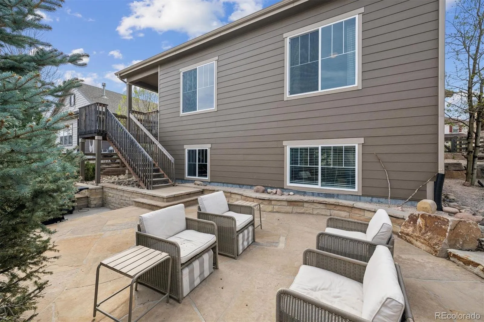 21157 E Layton Lane Aurora CO 80015 MLS #REC1750440 04152026032126 1600 40