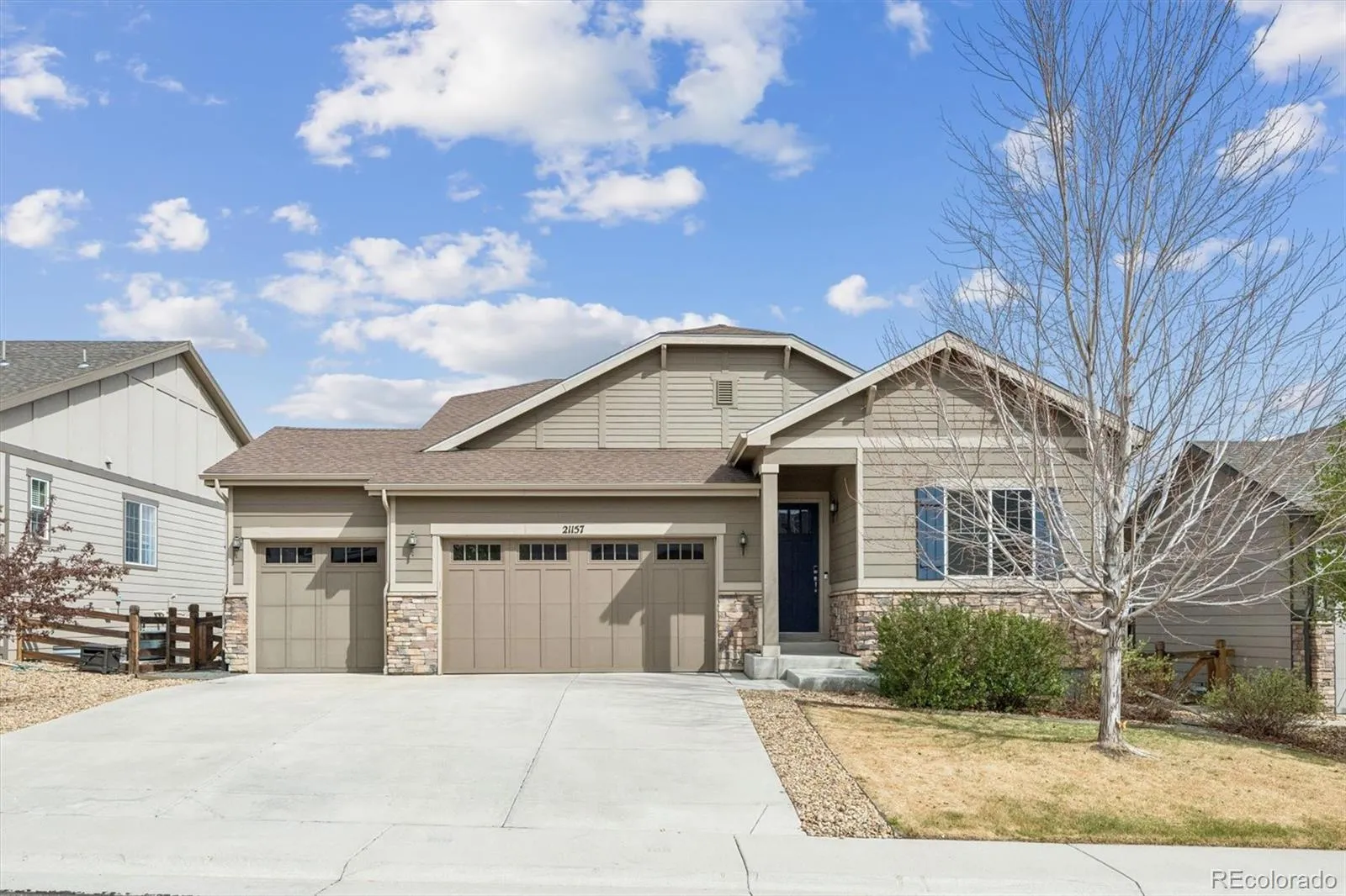 21157 E Layton Lane Aurora CO 80015 MLS #REC1750440 04152026032126 1600 43
