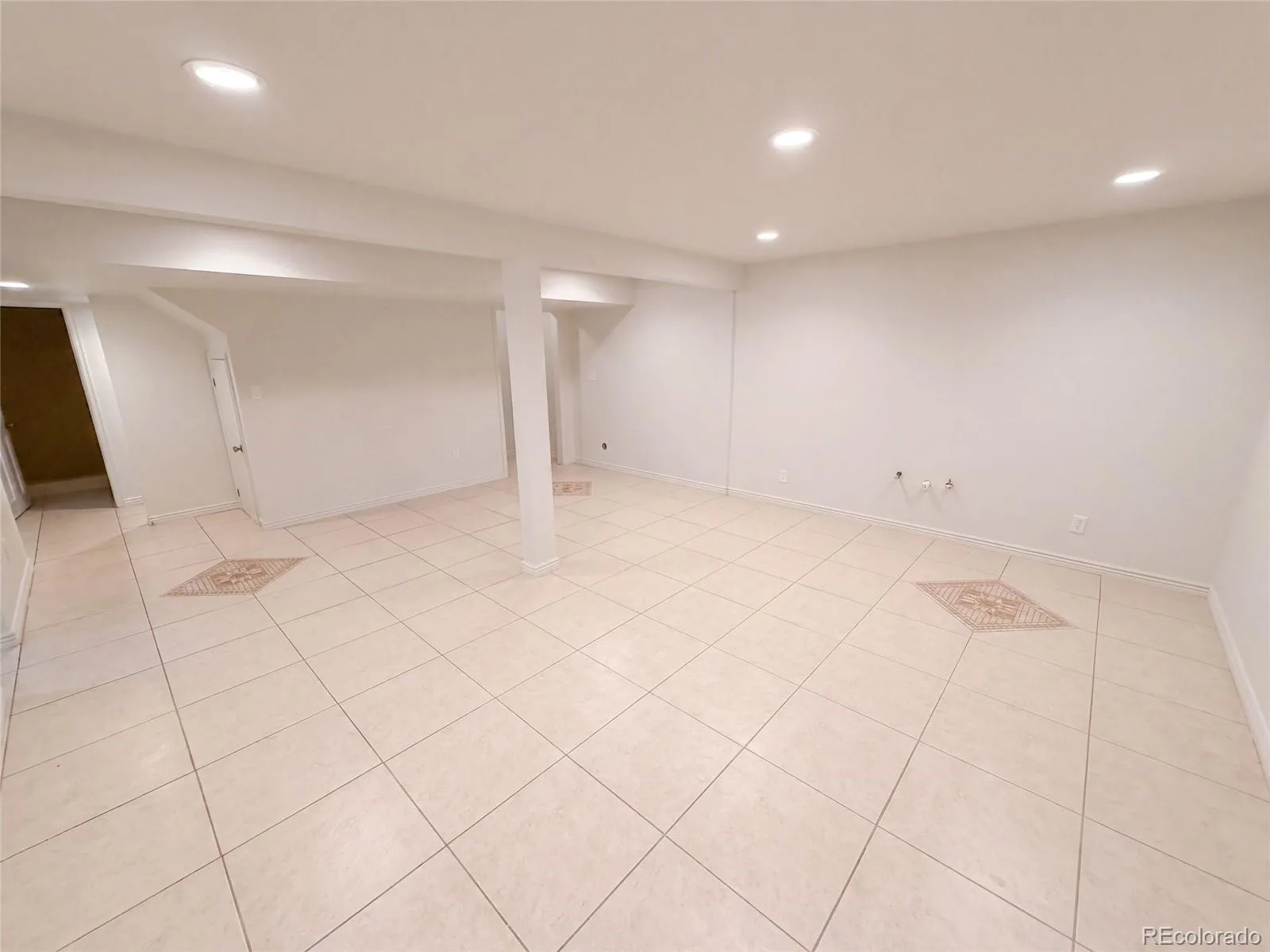 4426 Durham Court Denver CO 80239 | MLS #REC1751036 08252026170501 1600 20