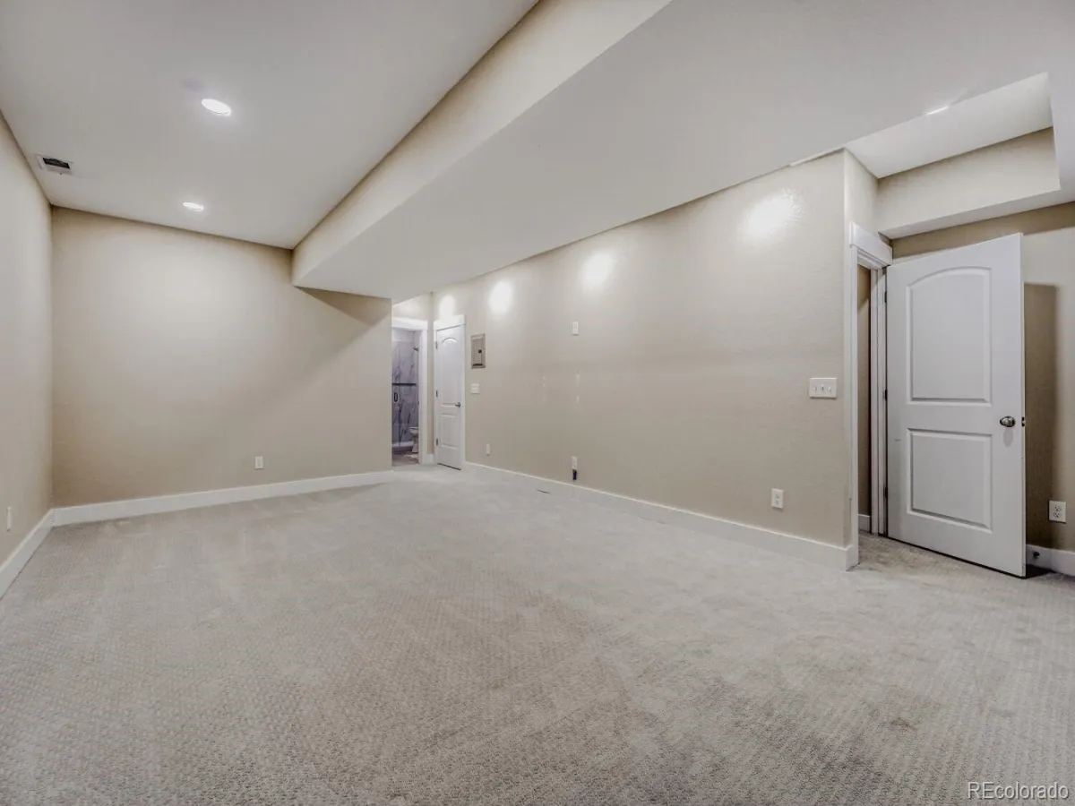 2861 Lima Street Denver CO 80238 MLS #REC1752513 04302026233750 1200 31