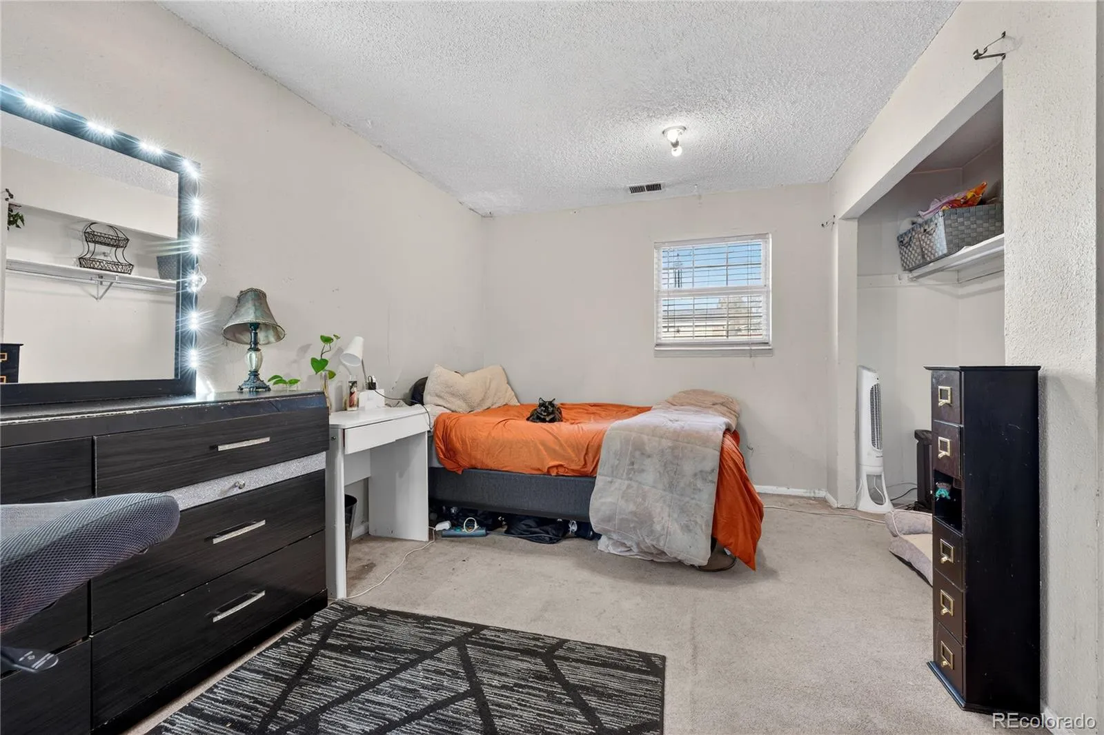 04102026215148 1600 16