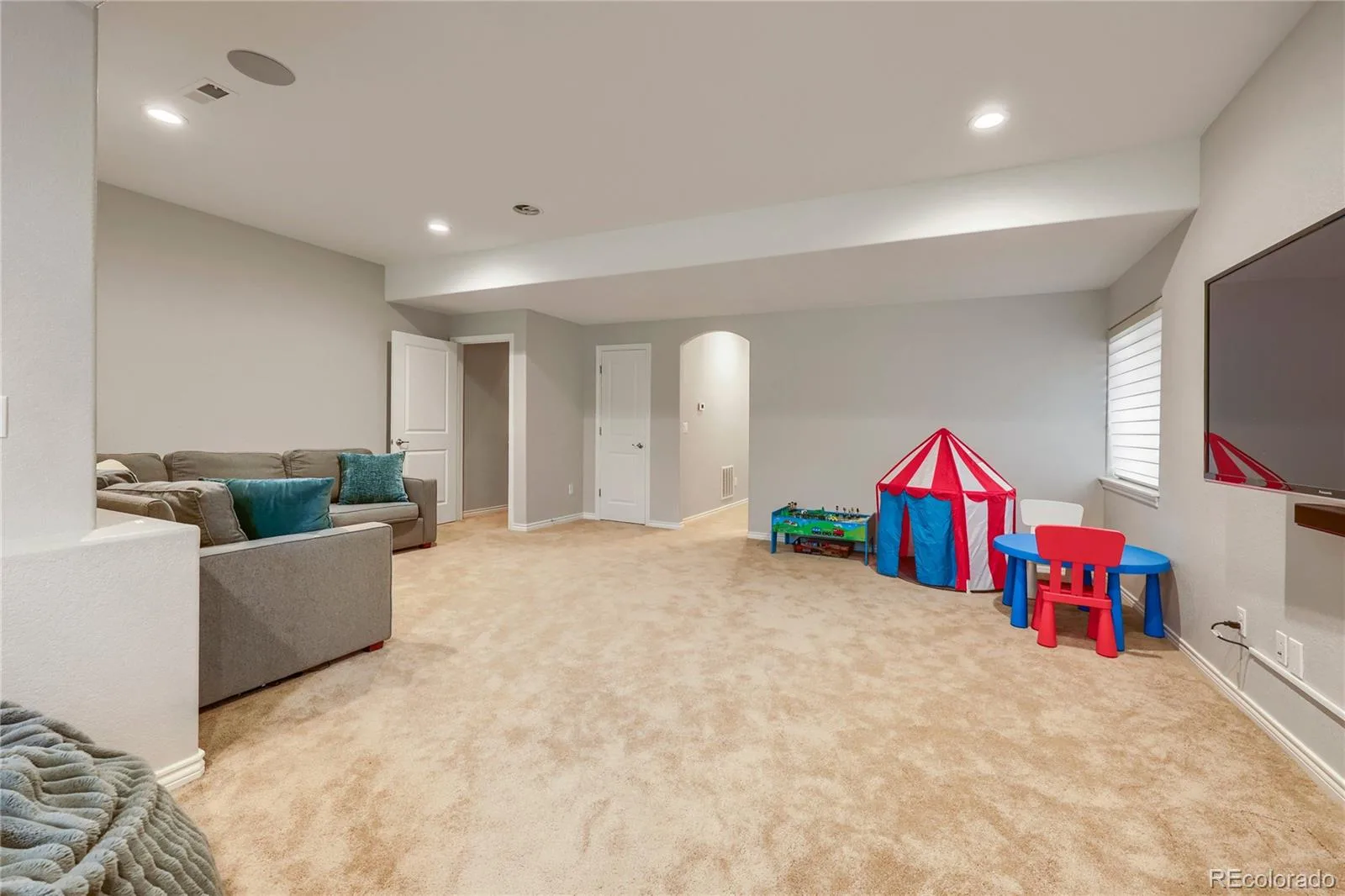 10081 Bristleridge Street Parker CO 80134 | MLS #REC1757845 08262026210400 1600 24