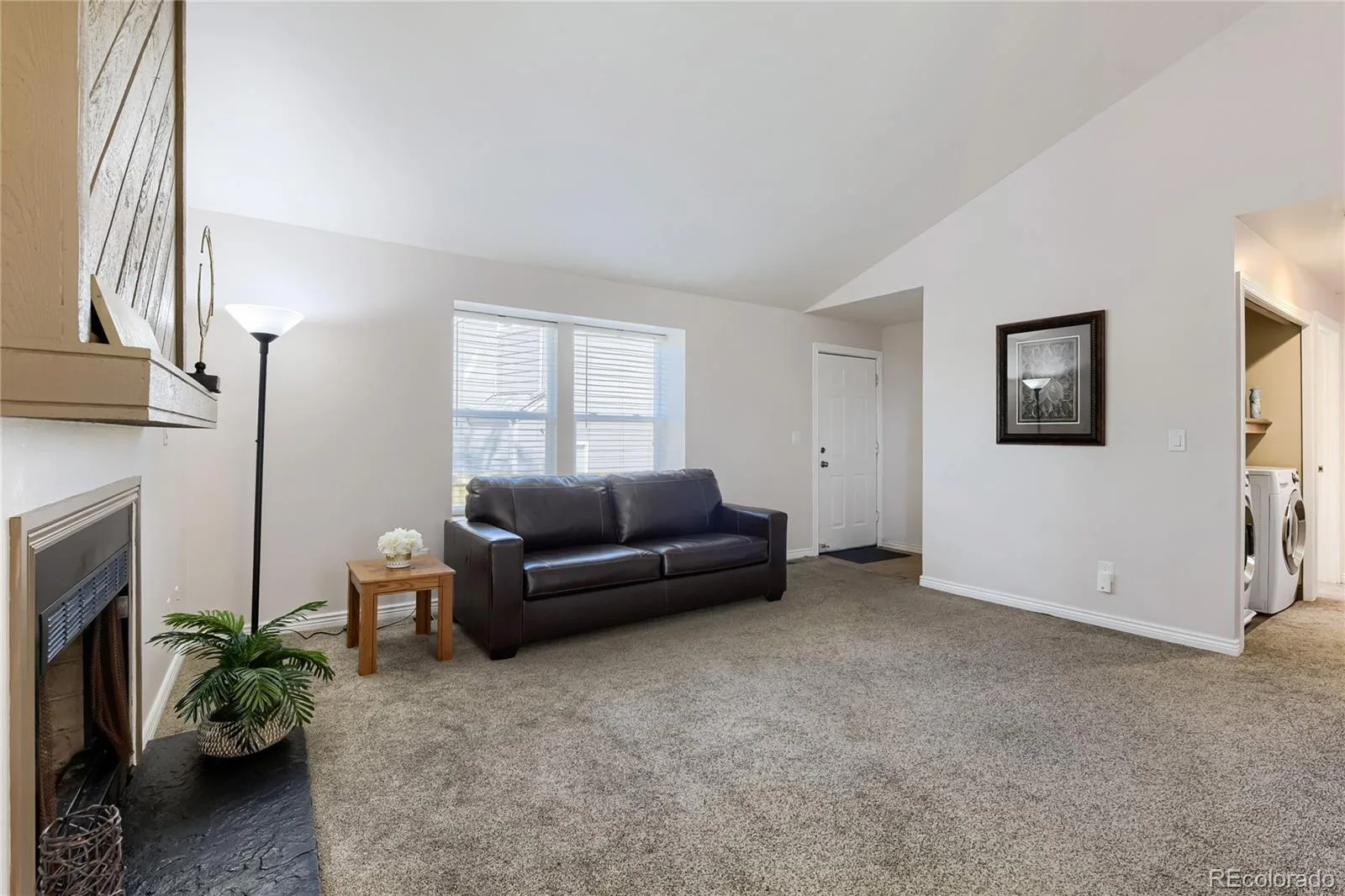 9876 W Friend Place Littleton CO 80128 | MLS #REC1757929 06122026214351 1600 2