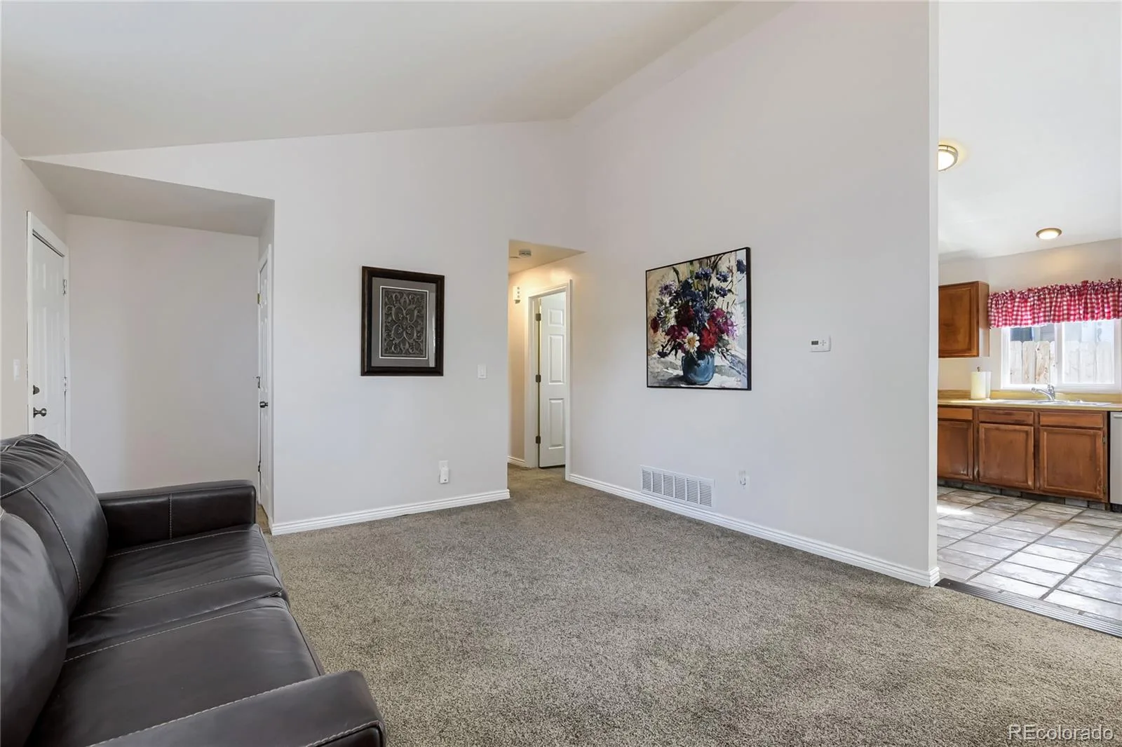 9876 W Friend Place Littleton CO 80128 | MLS #REC1757929 06122026214351 1600 4
