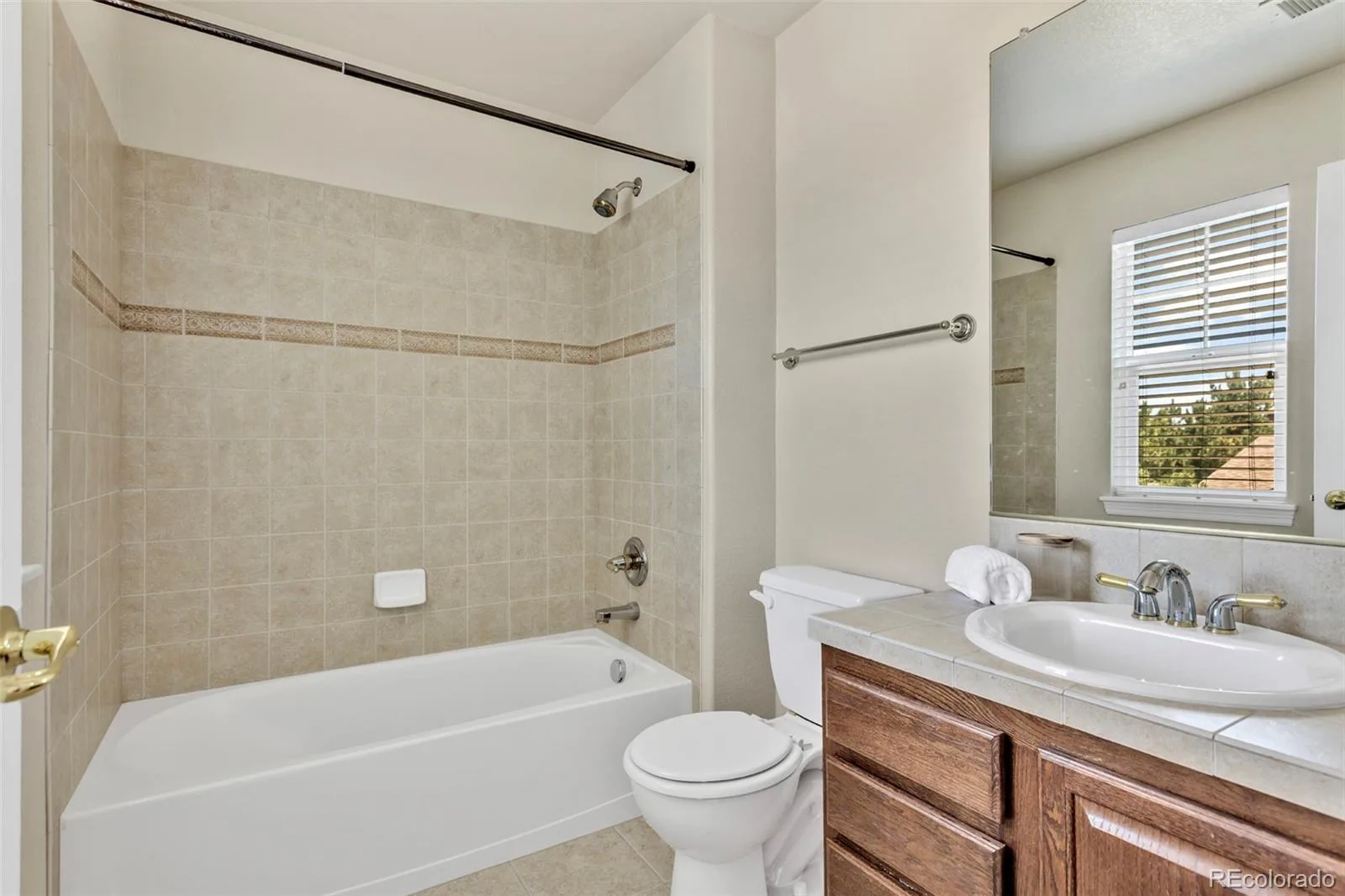 22245 E Glasgow Place Aurora CO 80016 | MLS #REC1758138 07172026193530 1600 17