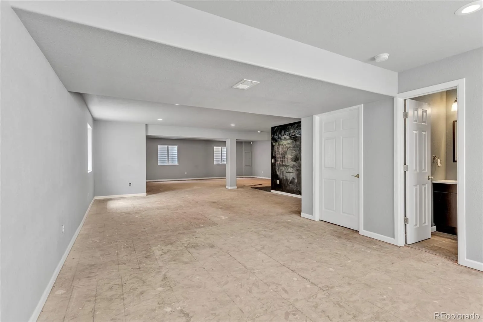 22245 E Glasgow Place Aurora CO 80016 | MLS #REC1758138 07172026193530 1600 30