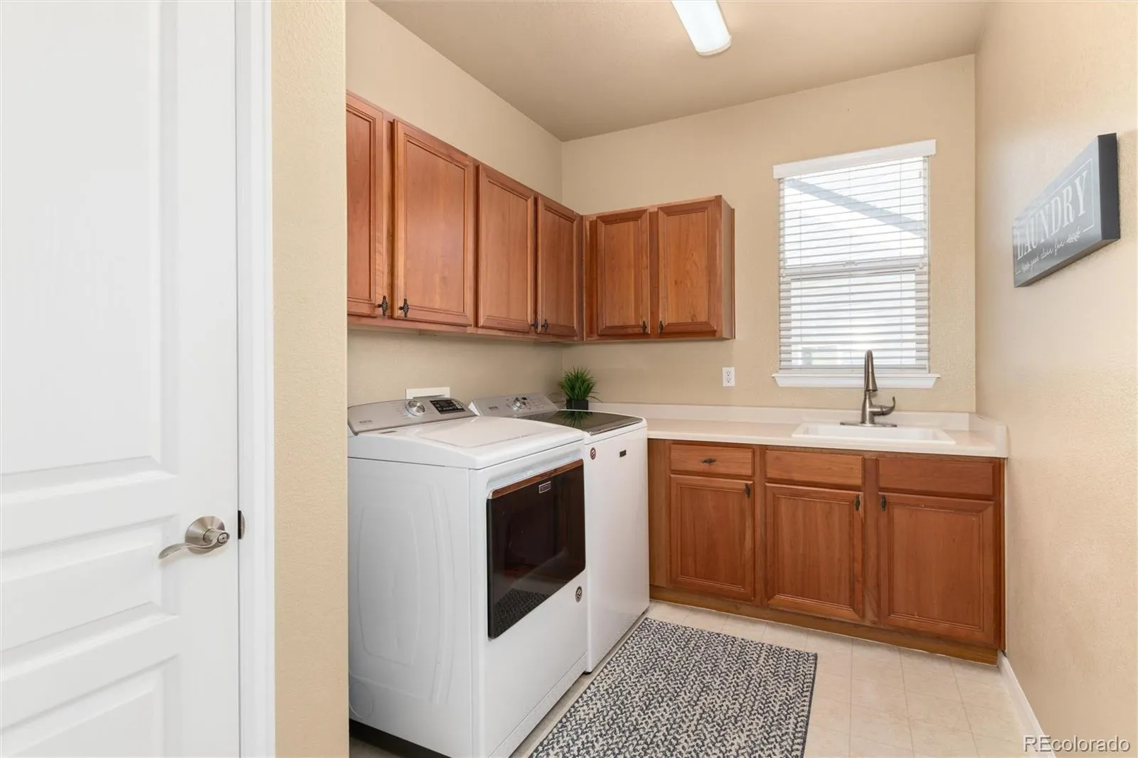 15477 E Flower Mound Place Parker CO 80134 MLS #REC1759509 05202026002137 1600 27