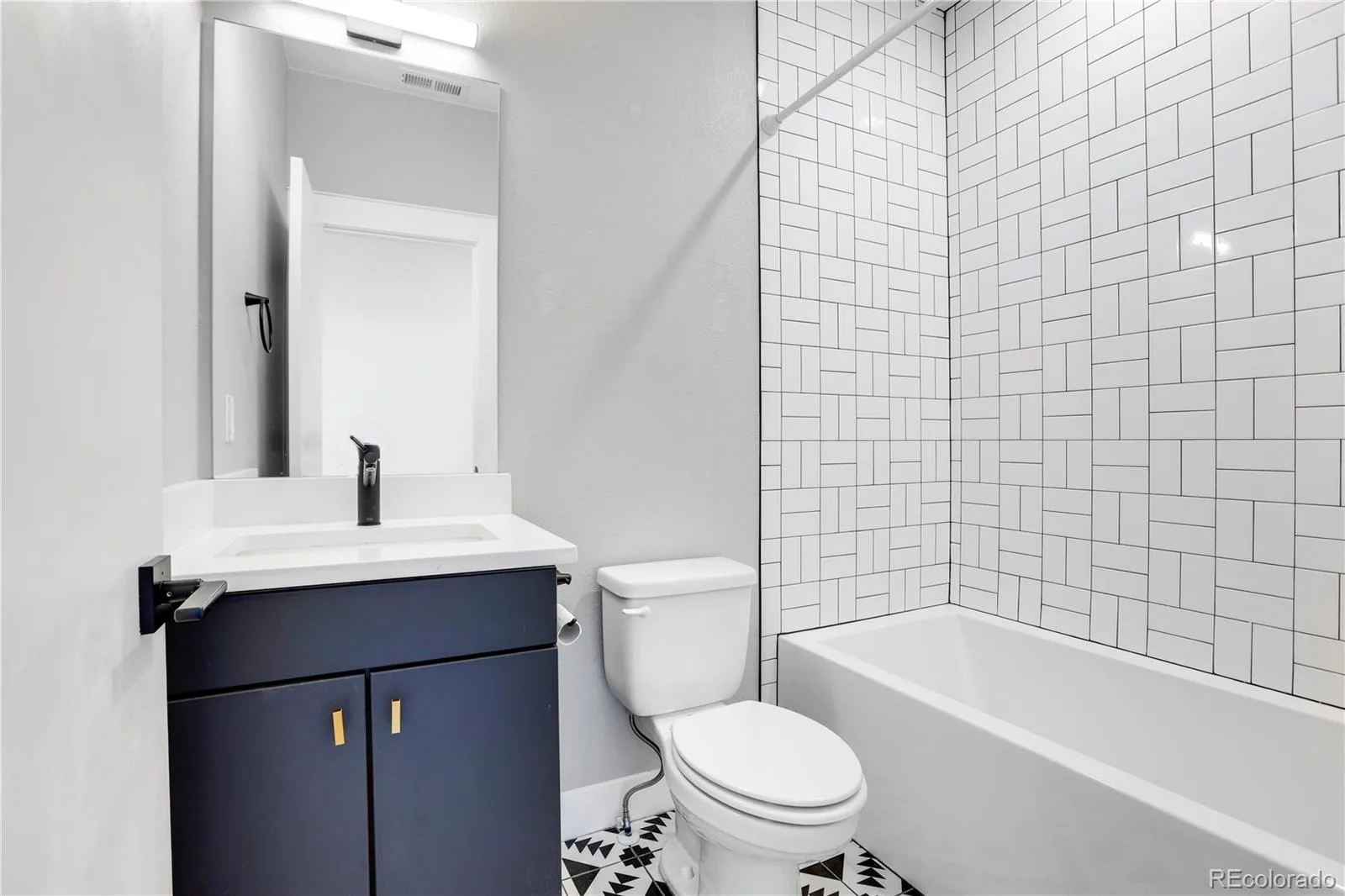 4925 W 10th Avenue #103 Denver CO 80204 | MLS #REC1760033 08282026230733 1600 29