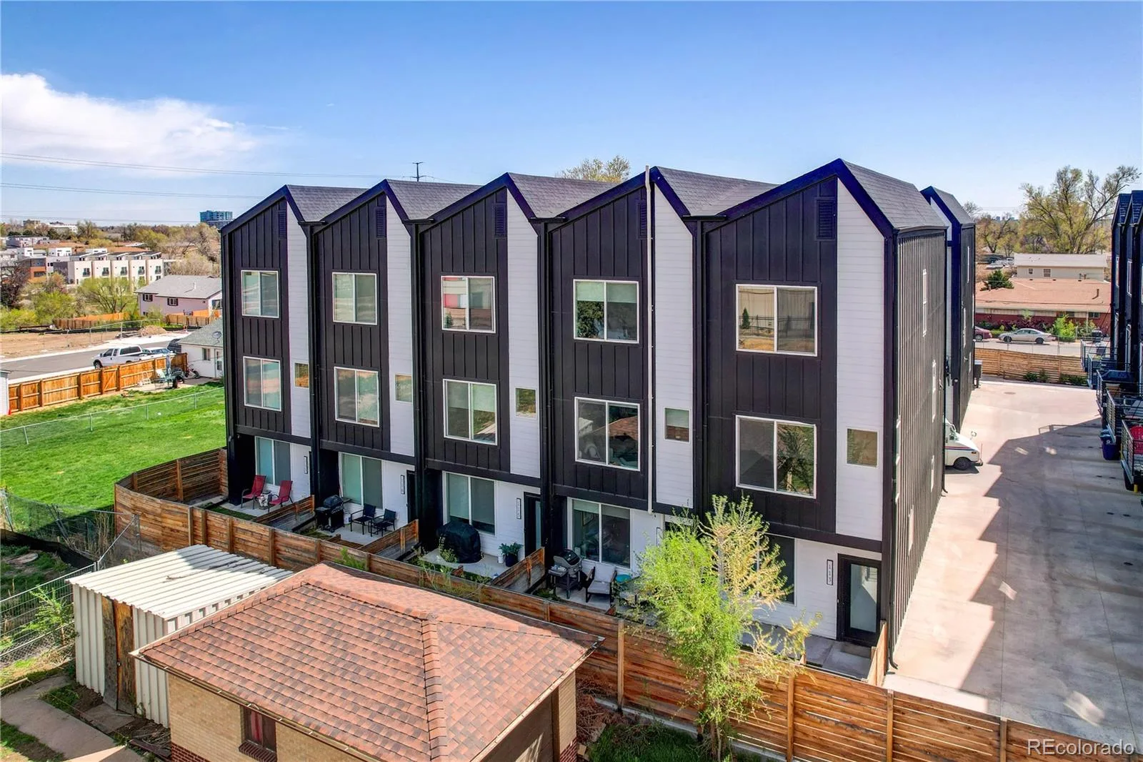 4925 W 10th Avenue #103 Denver CO 80204 | MLS #REC1760033 08282026230733 1600 44