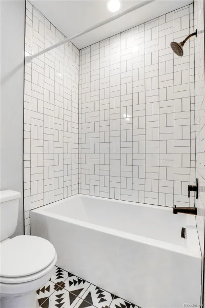 4925 W 10th Avenue #103 Denver CO 80204 | MLS #REC1760033 08282026230733 800 28