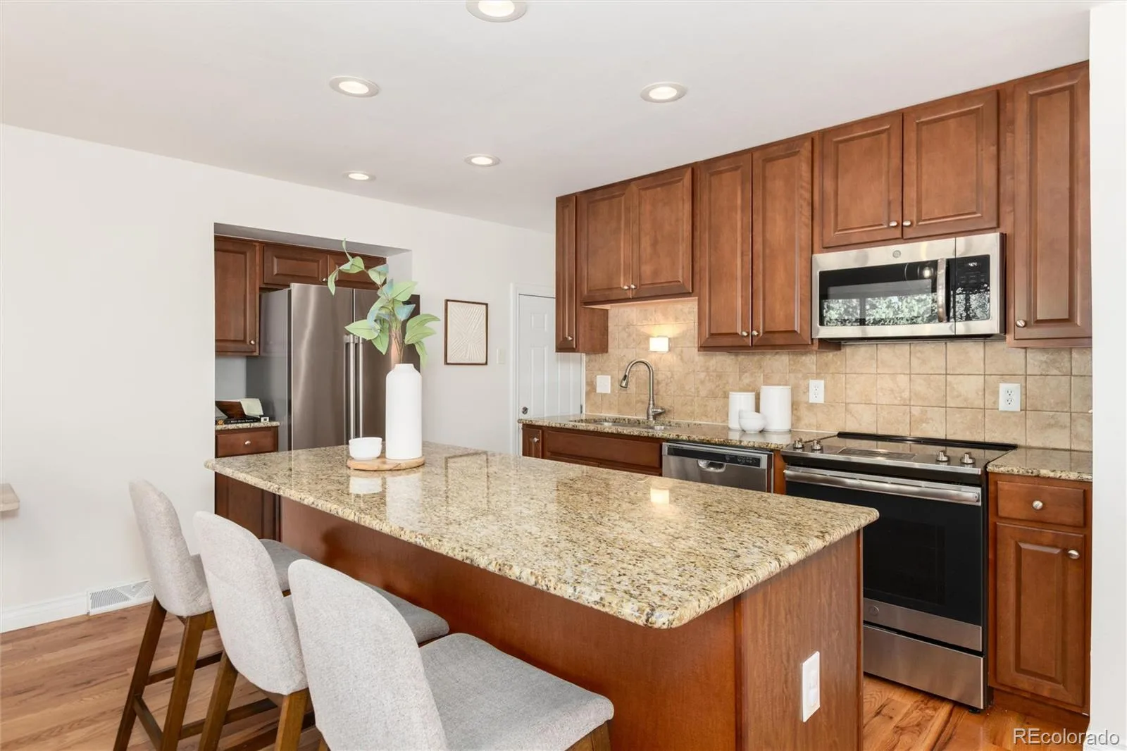 1471 S Welch Court Denver CO 80228 | MLS #REC1761420 09232026130800 1600 10
