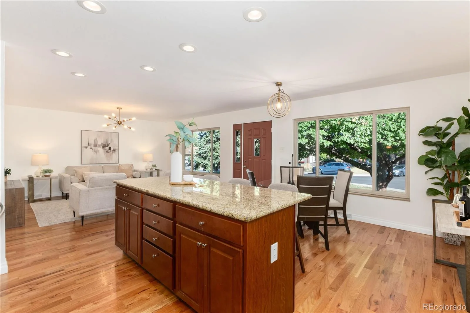 1471 S Welch Court Denver CO 80228 | MLS #REC1761420 09232026130800 1600 12